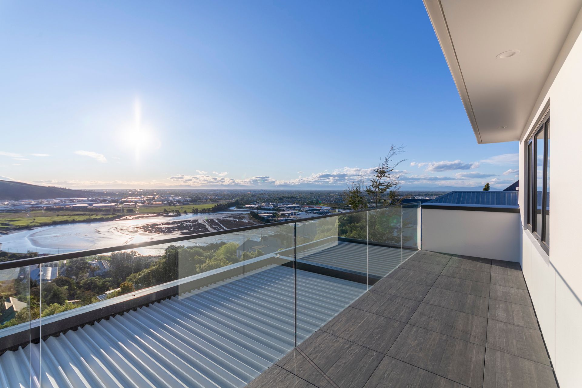 Hillview House