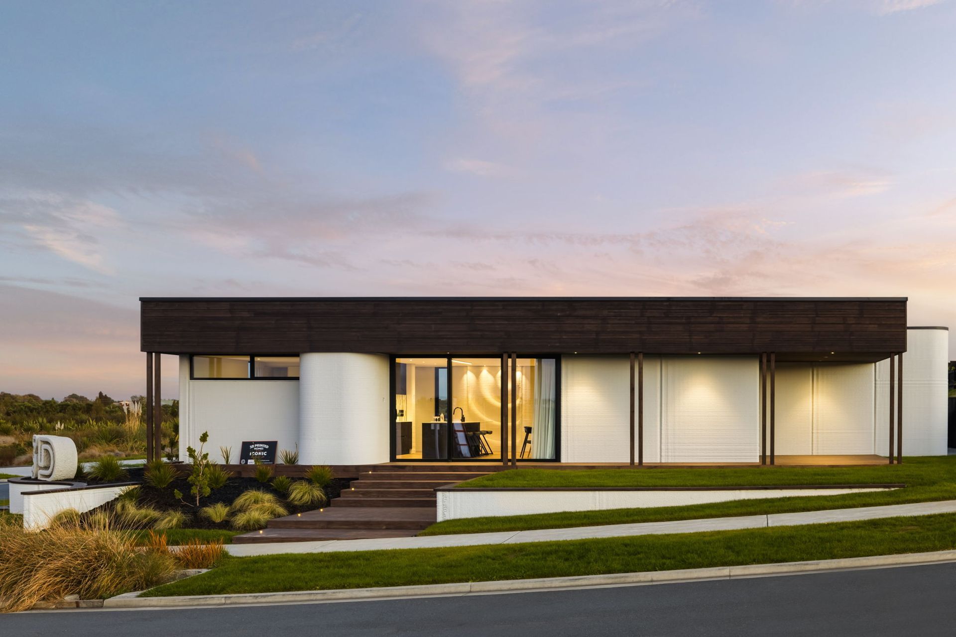 2-web-or-mls-aaron-radfordAR51360.jpg