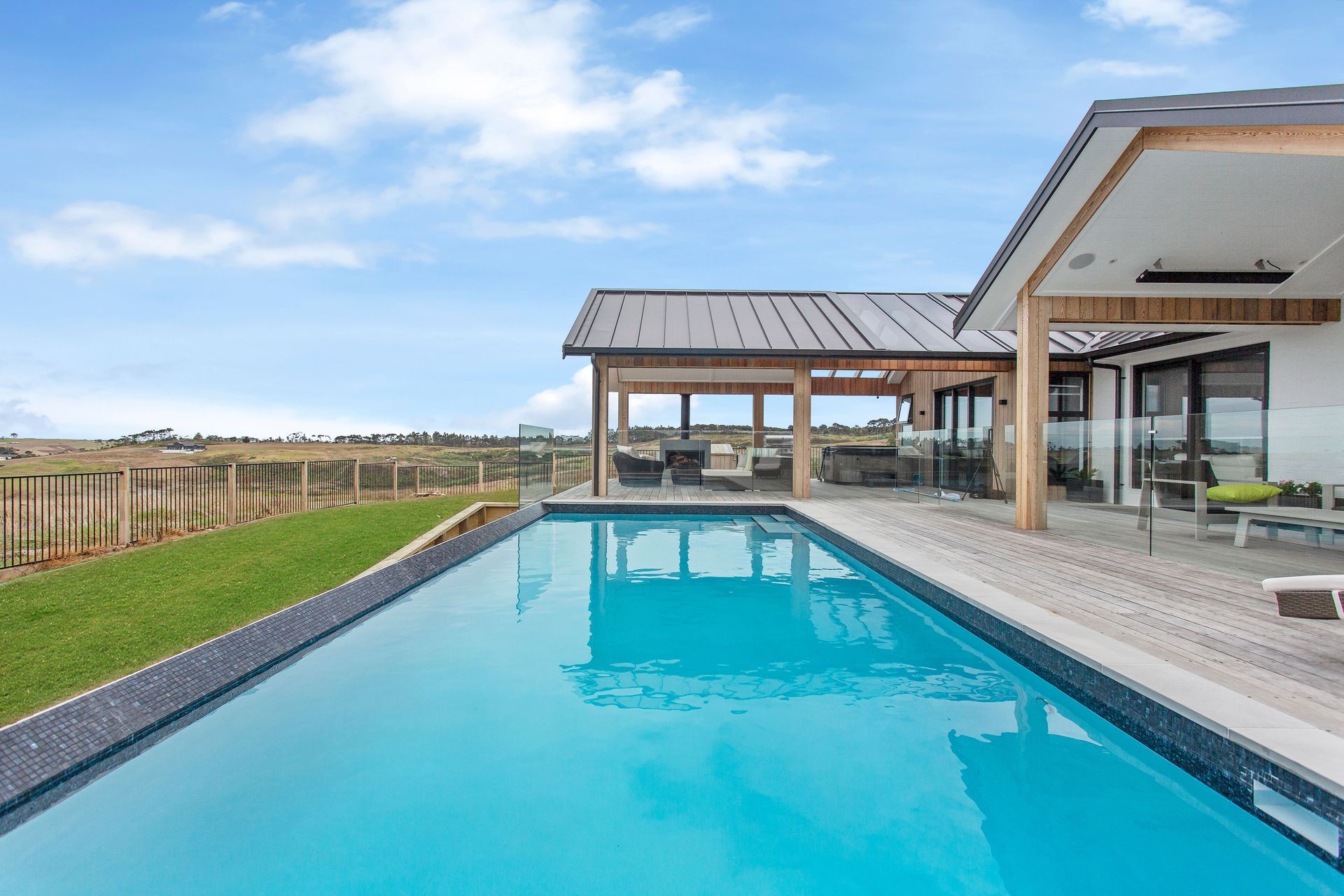 Weiti Bay Home