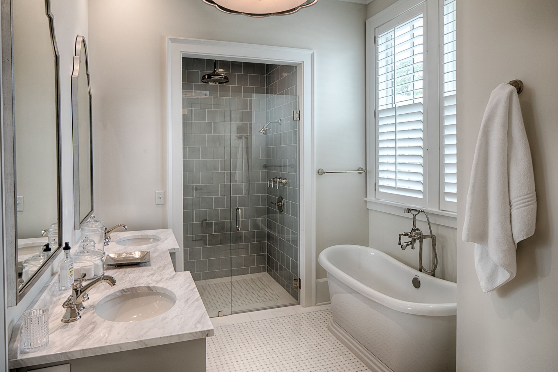 460CorleySt081519WCM01310HDRSmall.jpg