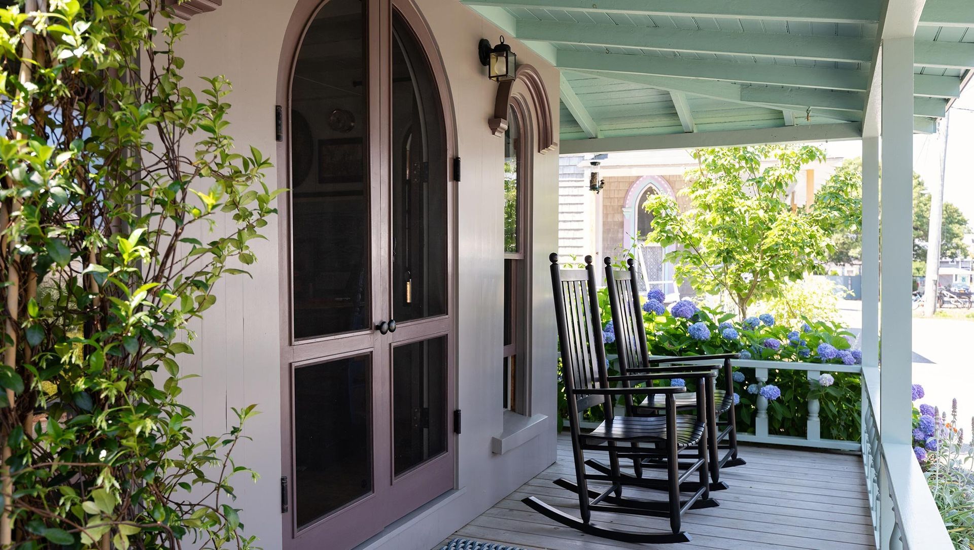 Martha’s Vineyard Cottage banner