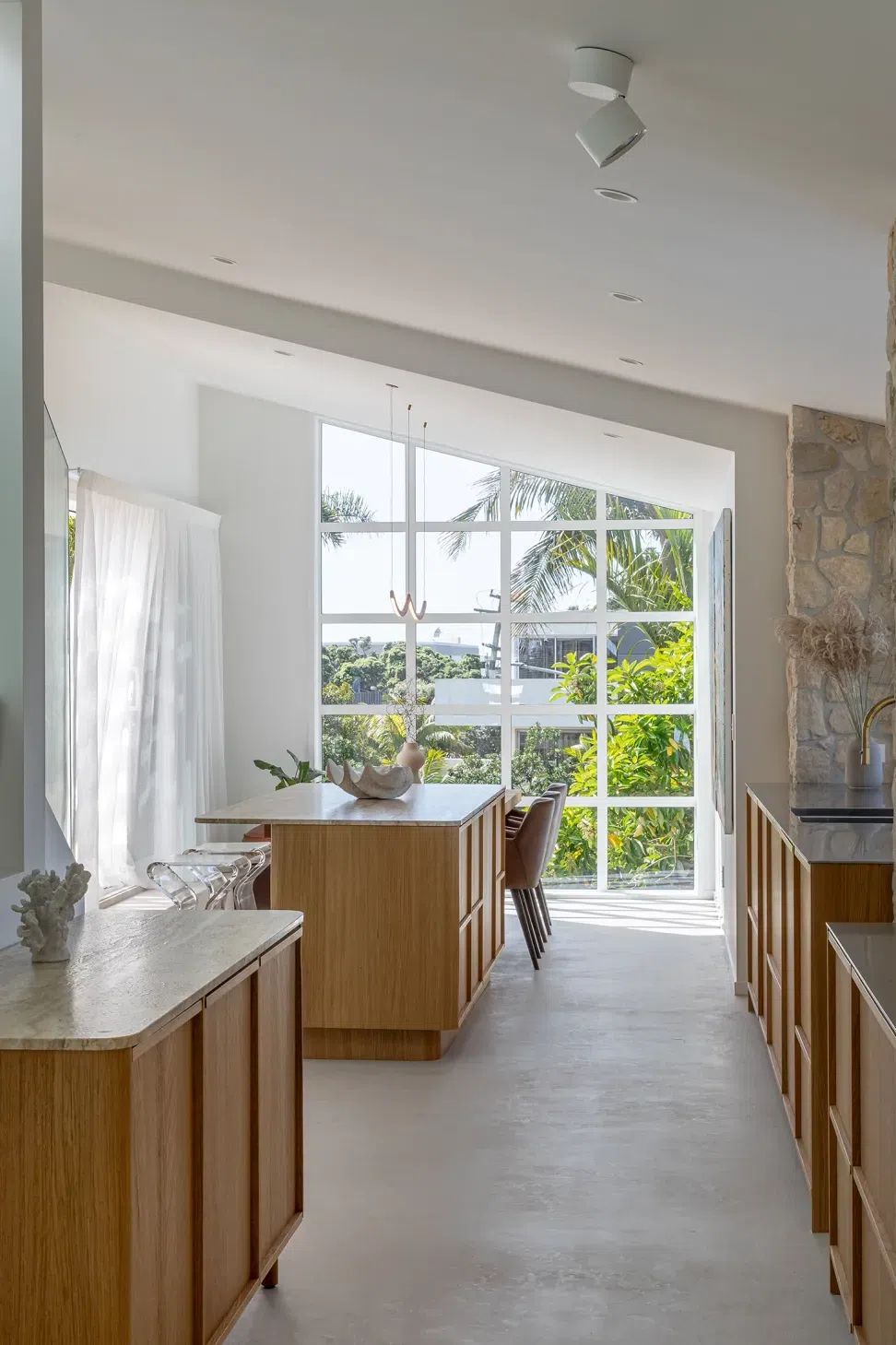 68facf29282d7795f87d0c39Casa-de-Playa-de-Verano-Allegro-Brushed-Timber-Veneer-8.webp
