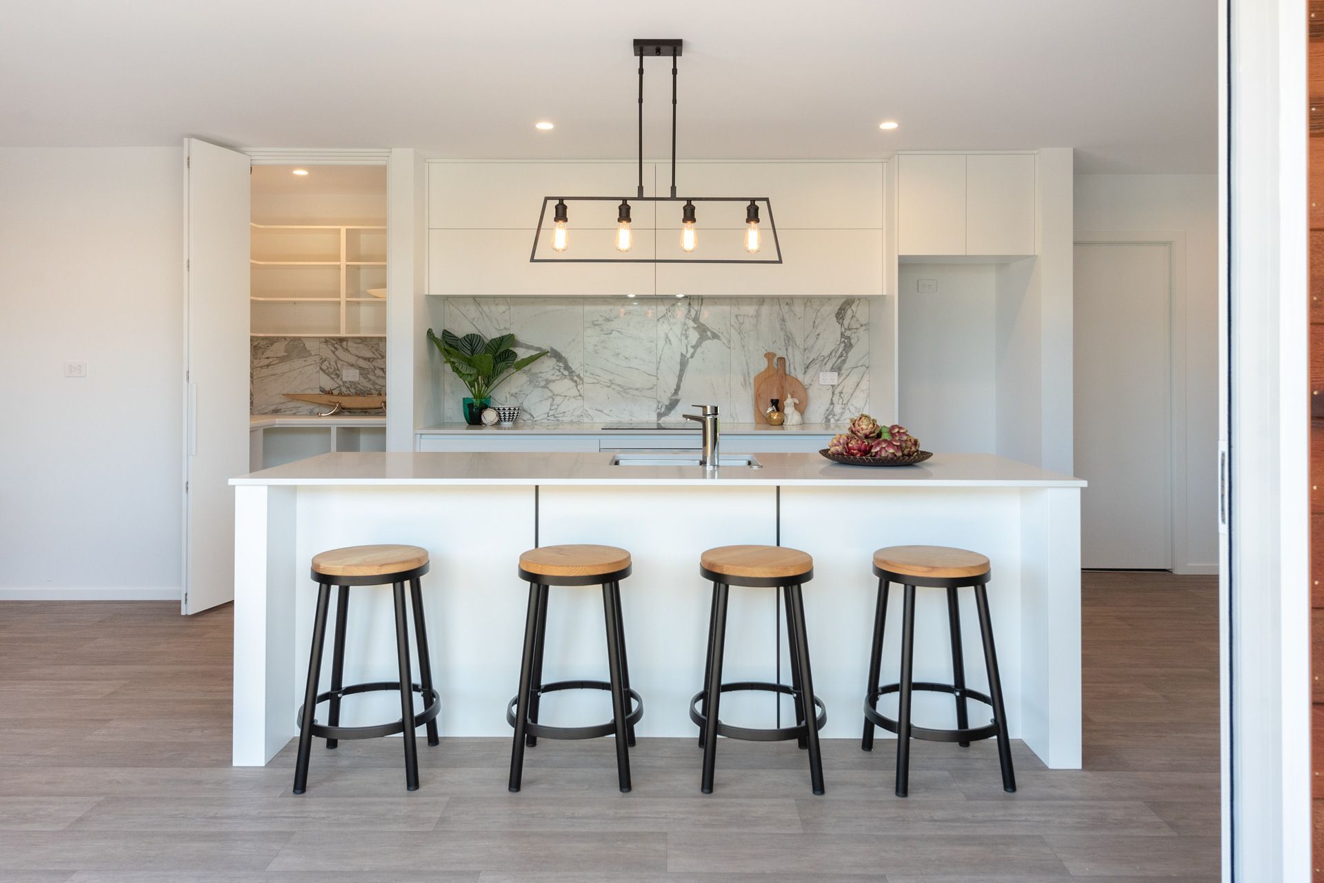 90 Awataha Cres