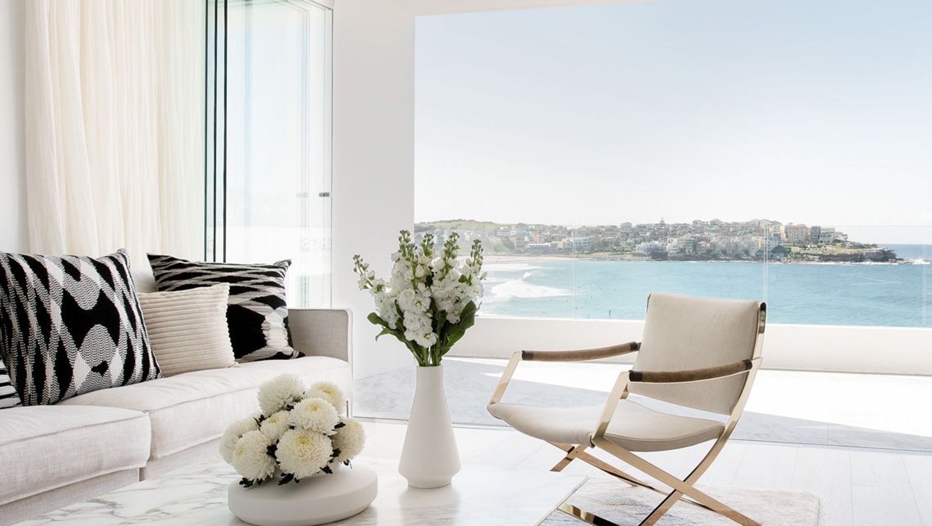 Bondi banner