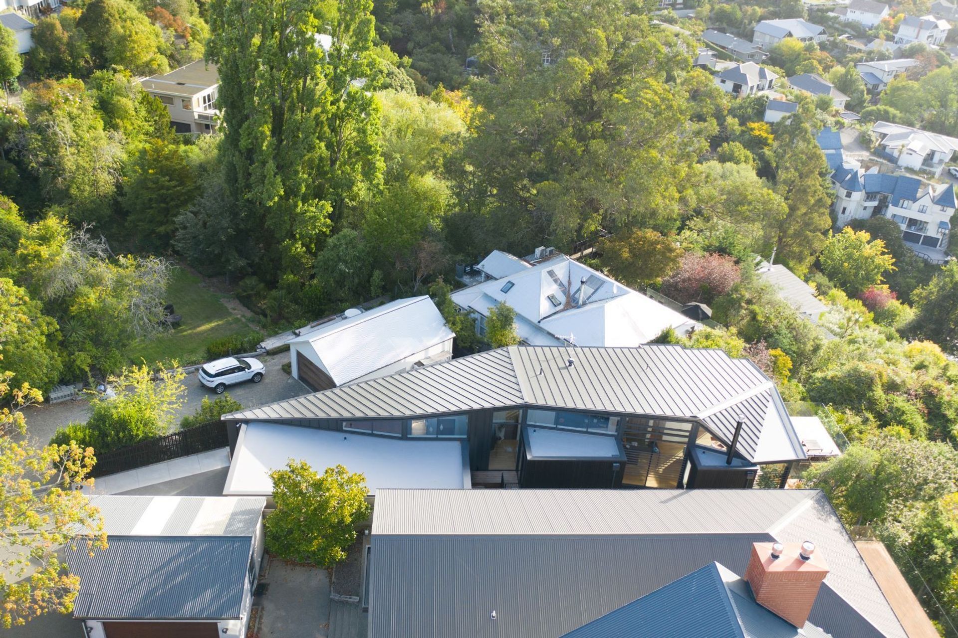 Folded Roof Home