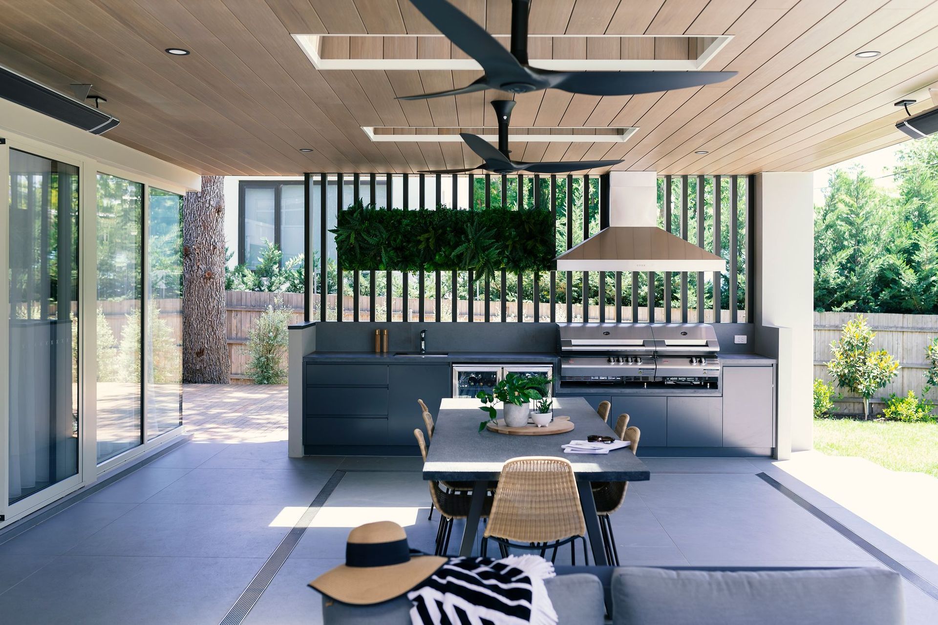 D + A Residence