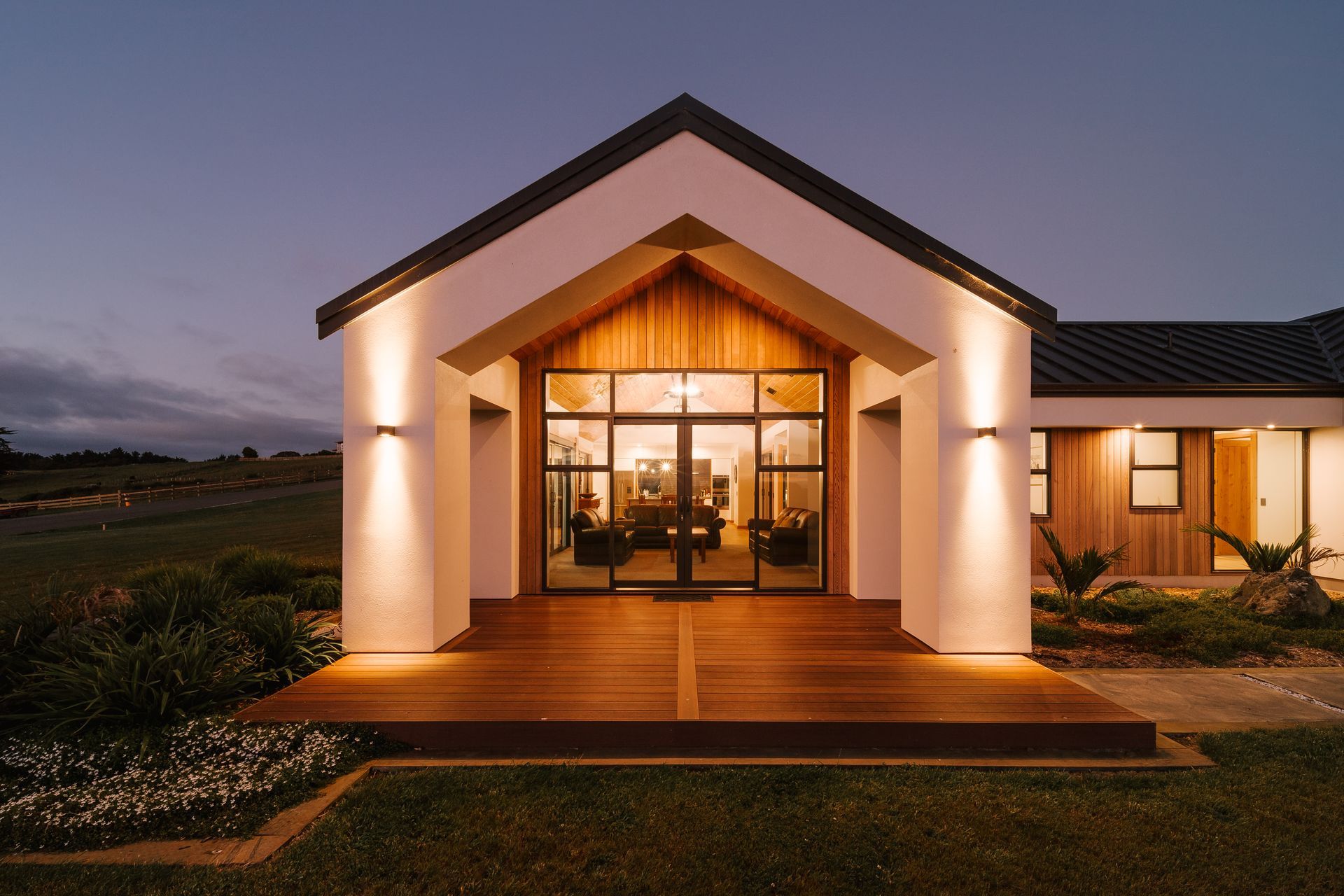 Macrocarpa Masterpiece