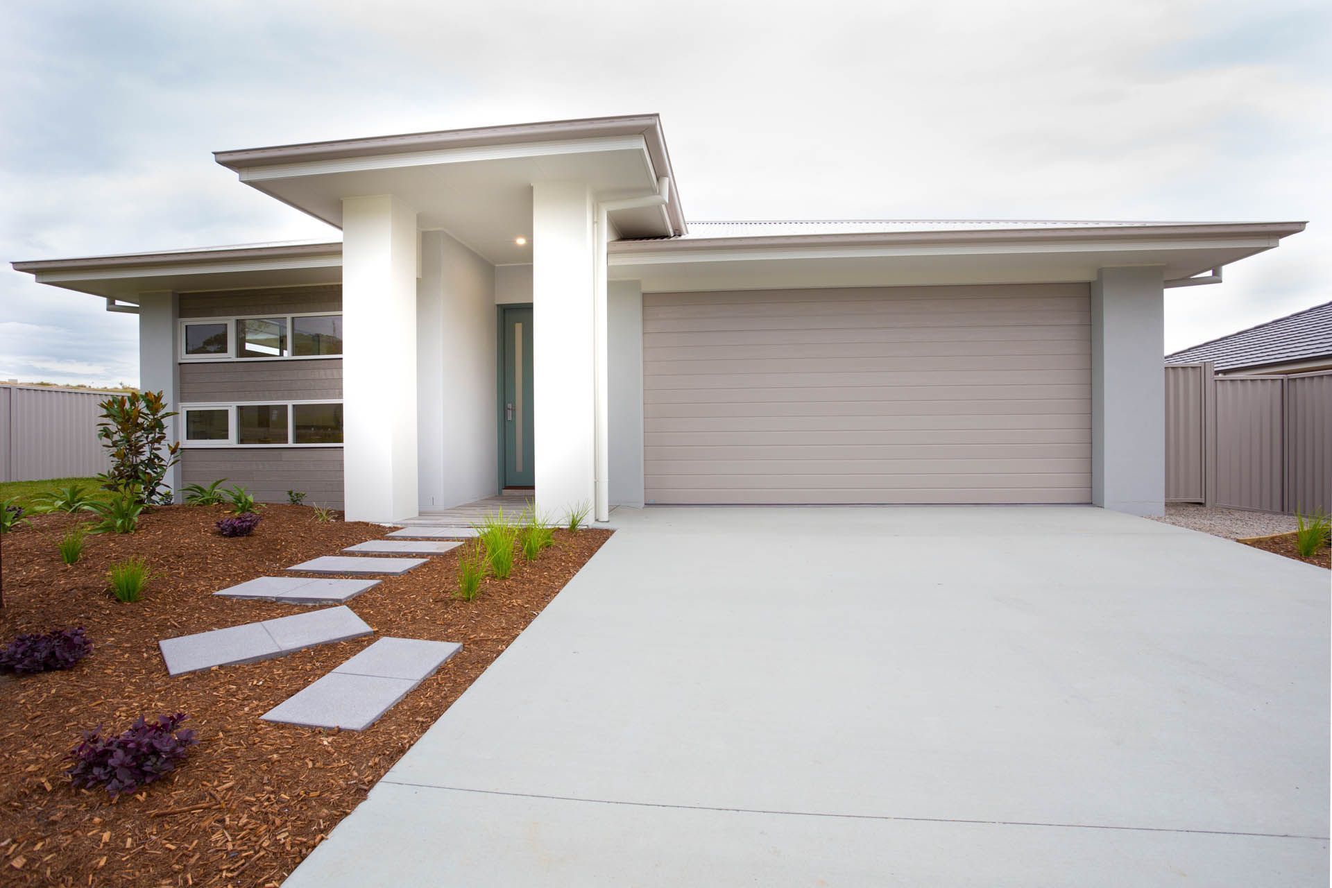Colorbond Garage Door for Balance Design &amp; Construction’s Display Home