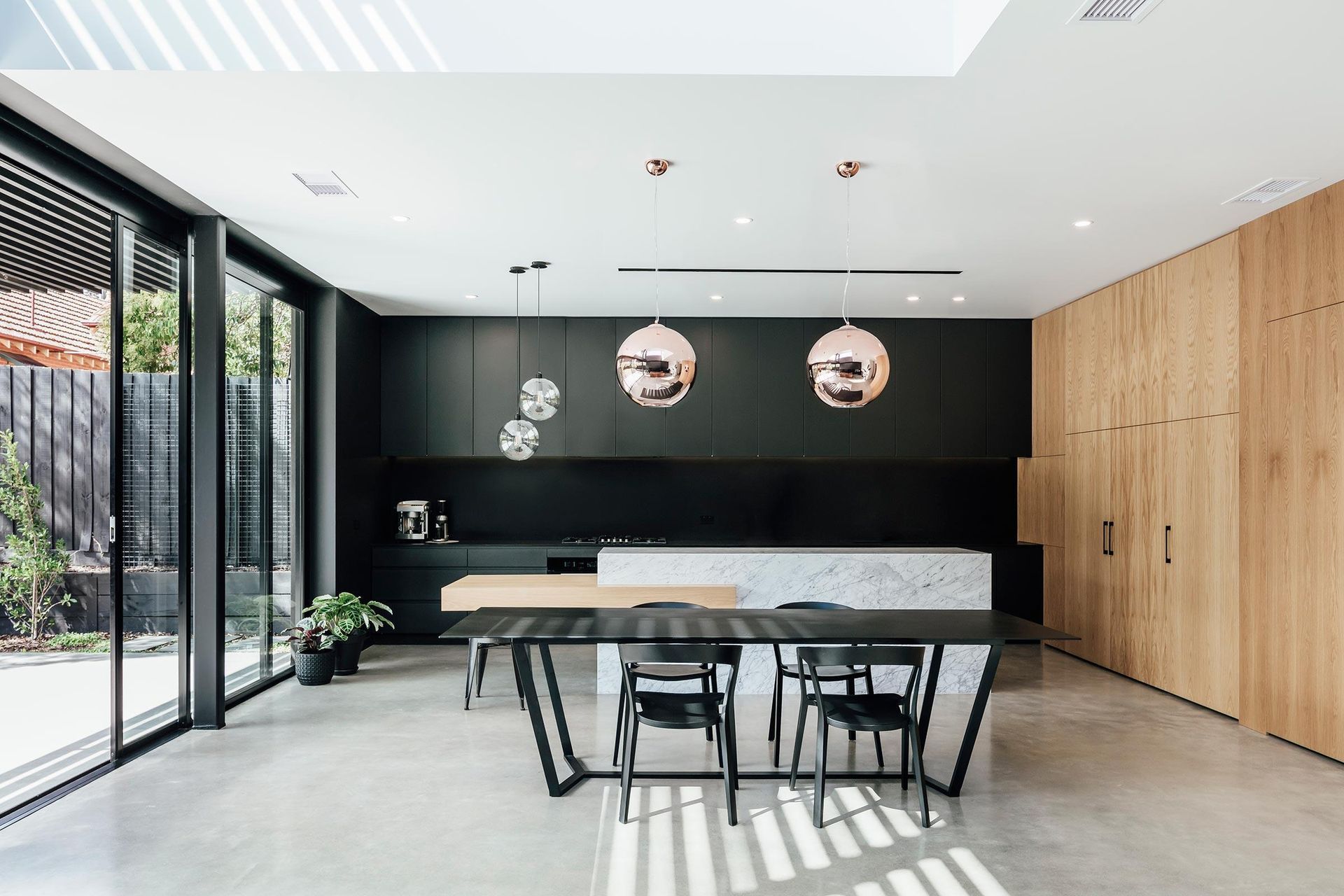 Black House