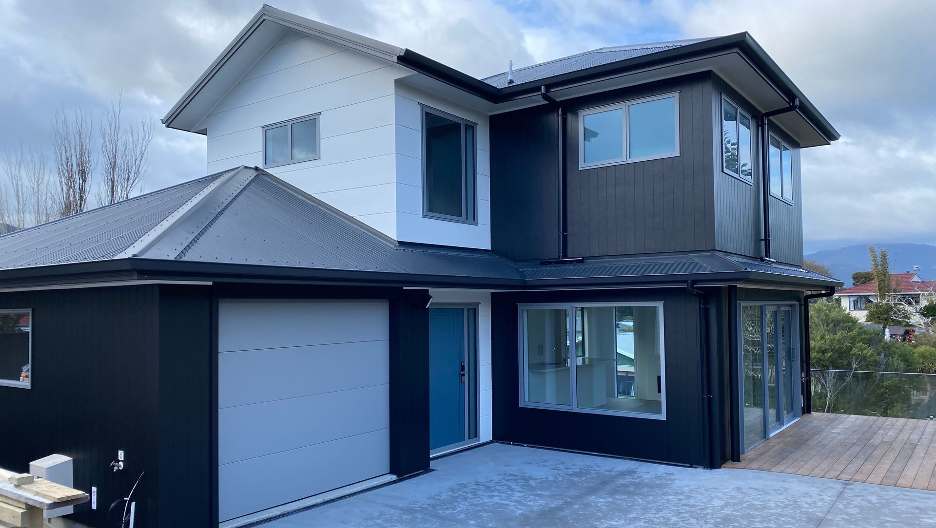 Raumati House banner