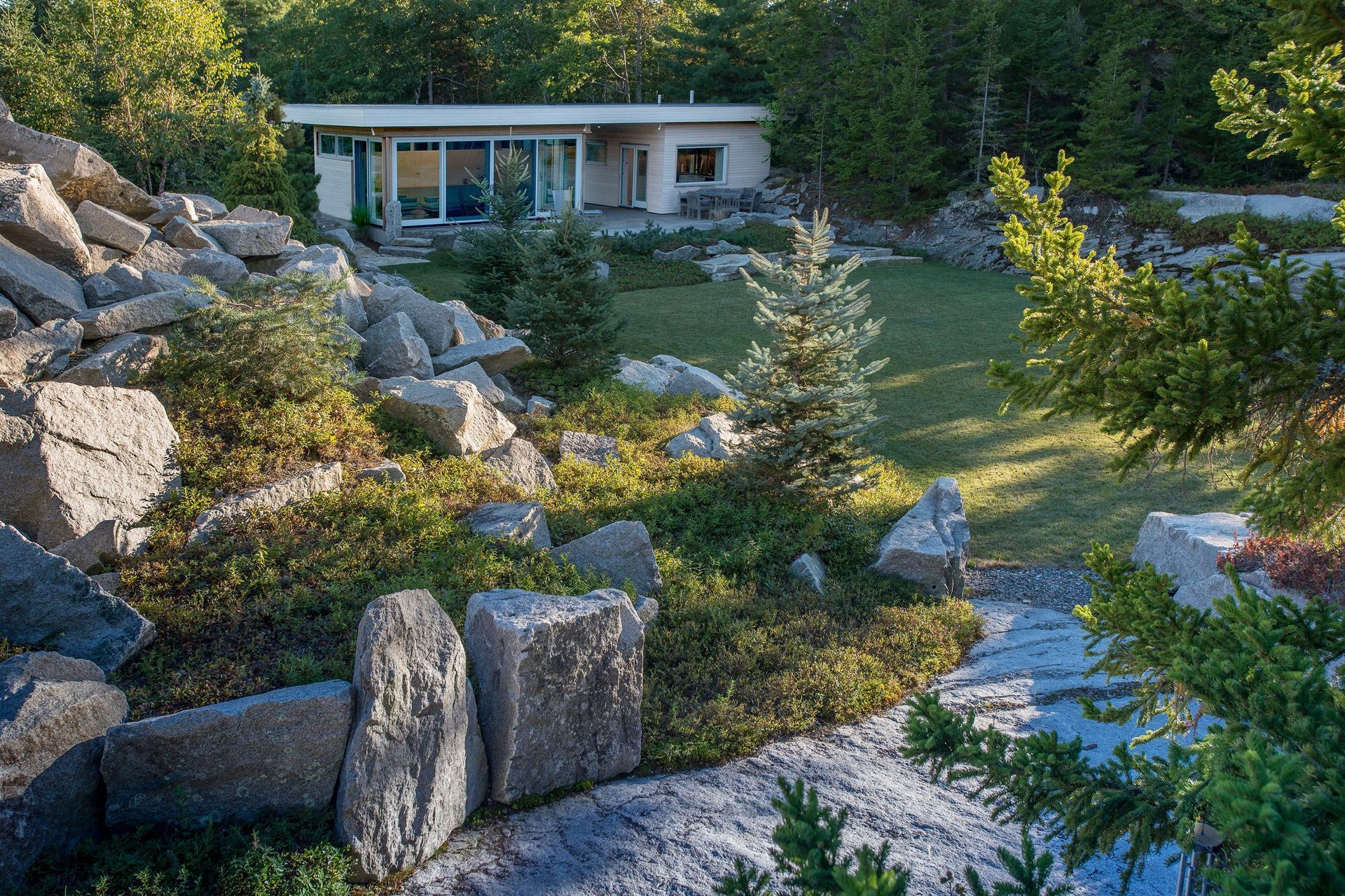 KenWoisardElliottandElliottPavilioninaQuarry3.jpg