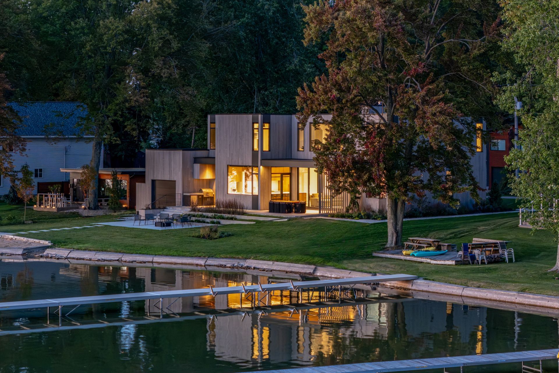 Lucid-Architecture-Hutchins-Lake-Residence-20.jpg