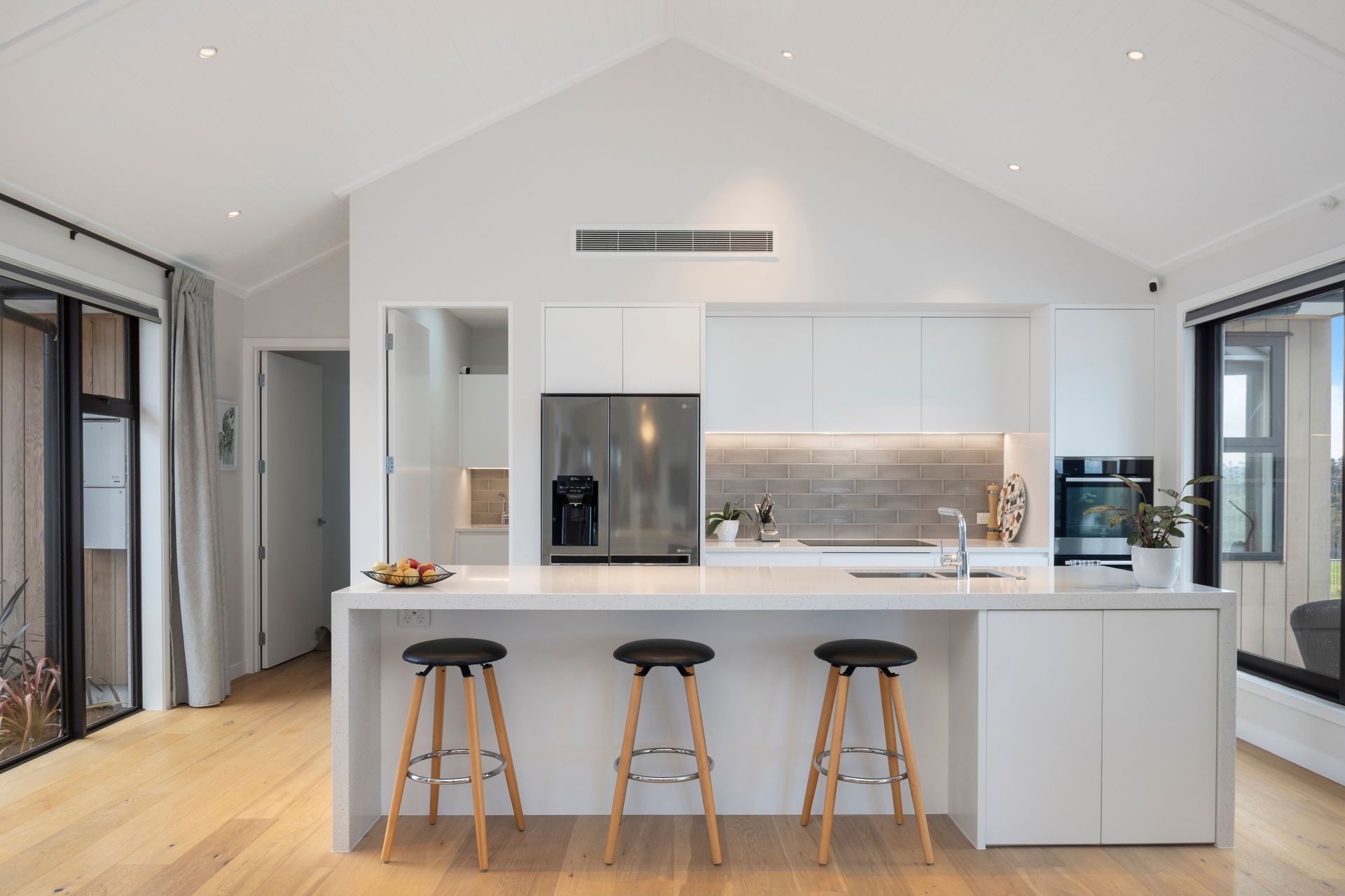 Weiti Bay Home