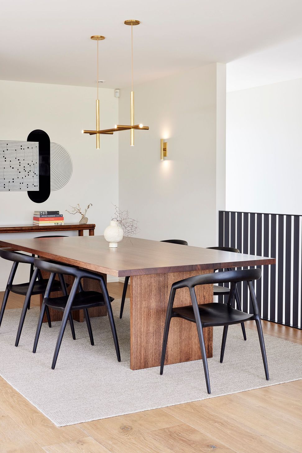 Mid Century Mount