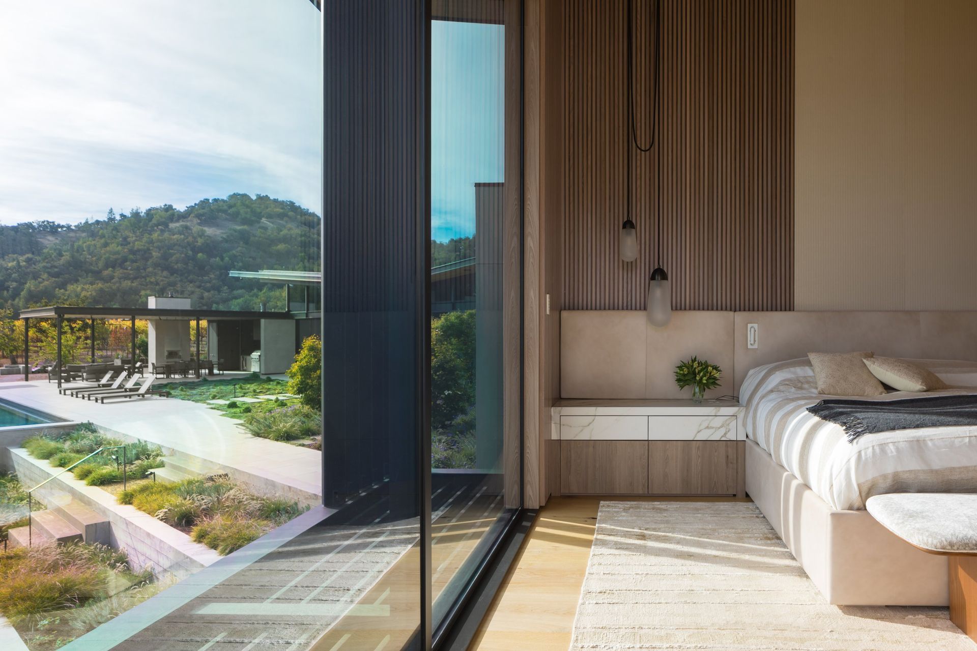 SodaRock3720231102jpg-MainBedtooutside.jpg