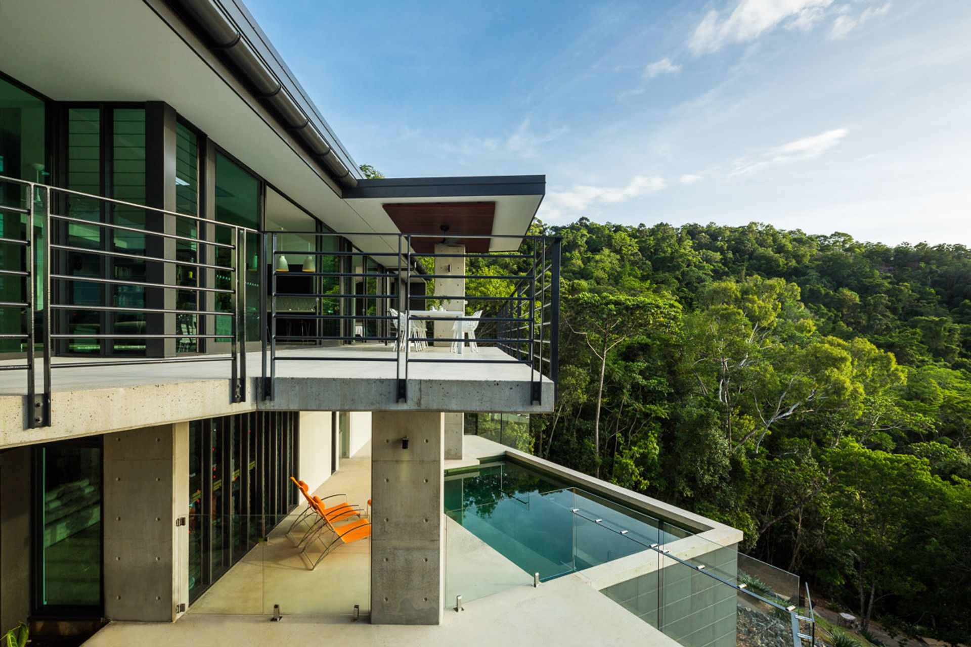 Edge Hill Residence