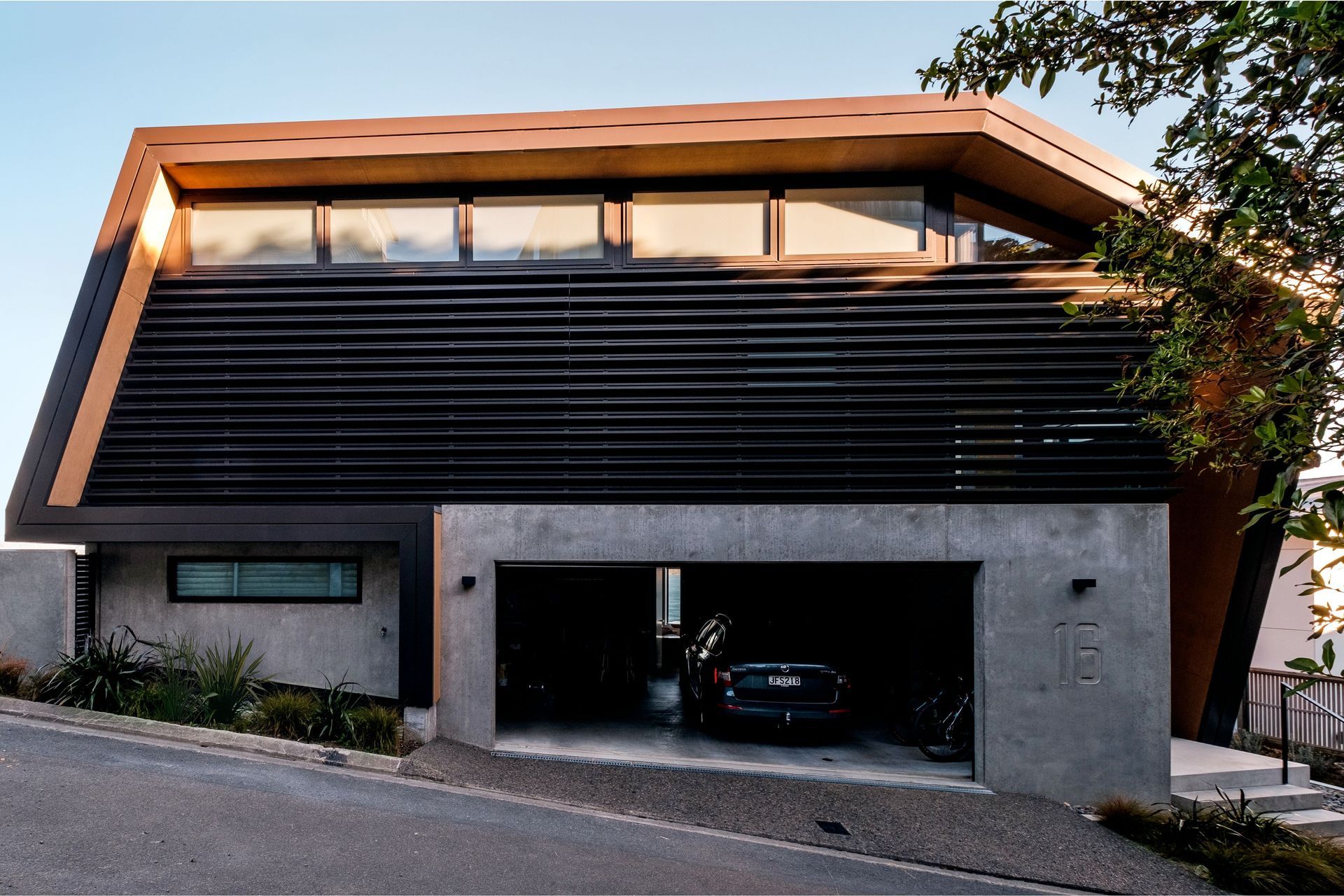 Tank-HouseHillside-Street-ElevationDavid-Hensel5.jpg