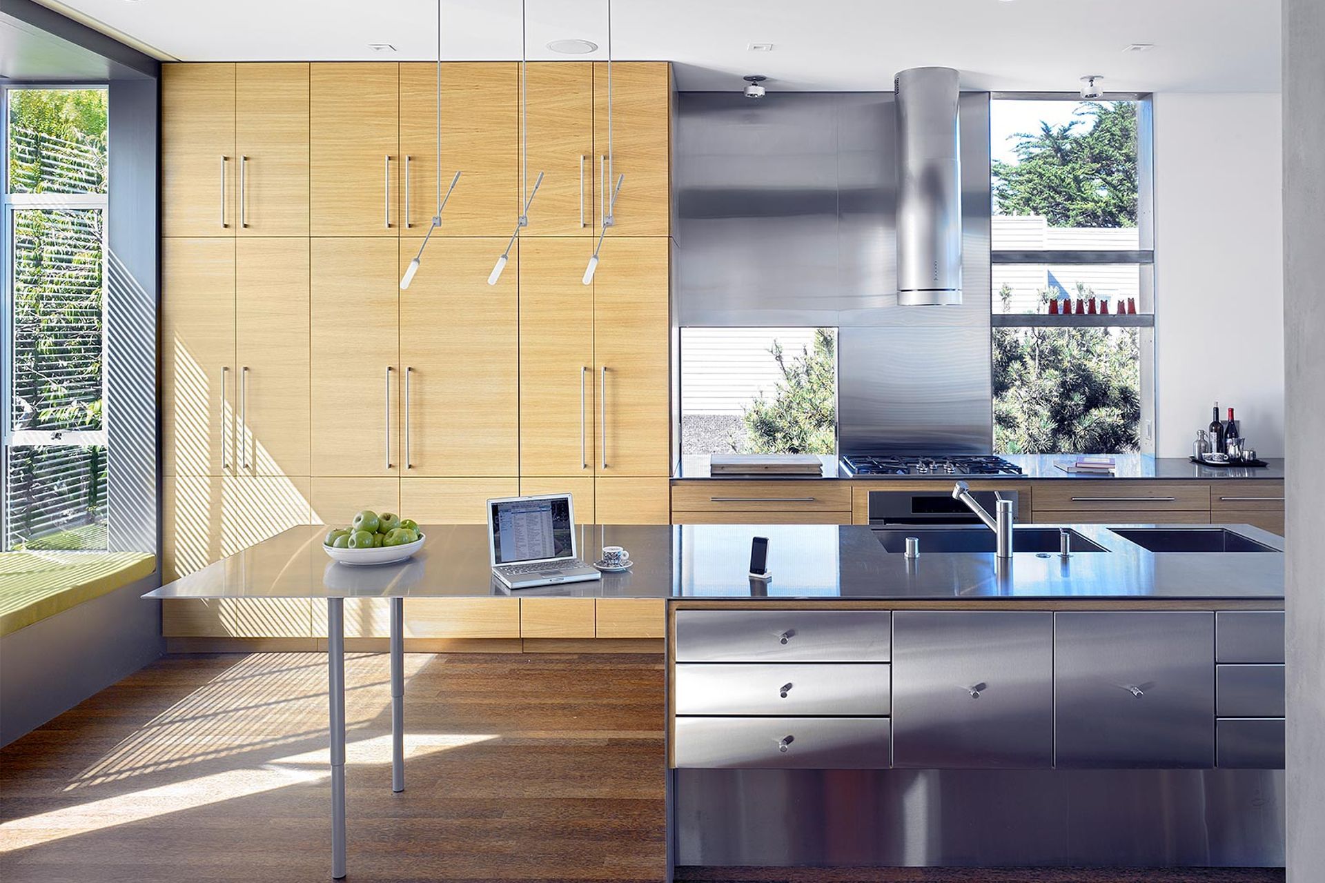 Zack-de-VitoModern-Architecture-Construction-Design-BuildLaidley-Street-House-San-Francisco-Custom-HomeKitchenDamonte-010.jpg