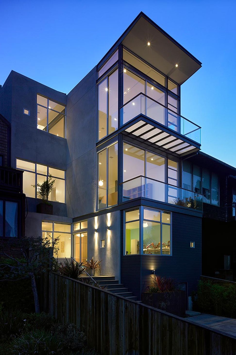 Zack-de-VitoModern-Architecture-Construction-Design-BuildLaidley-Street-House-San-Francisco-Custom-HomeRear-NightDamonte-004.jpg