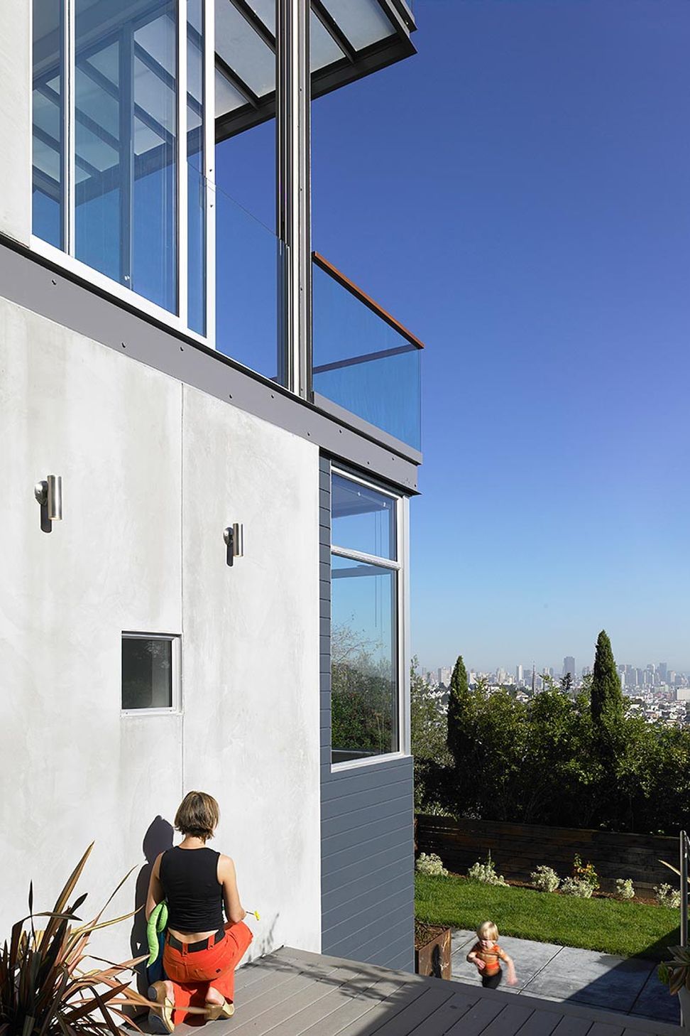 Zack-de-VitoModern-Architecture-Construction-Design-BuildLaidley-Street-House-San-Francisco-Custom-HomeRearStairsDamonte-006.jpg