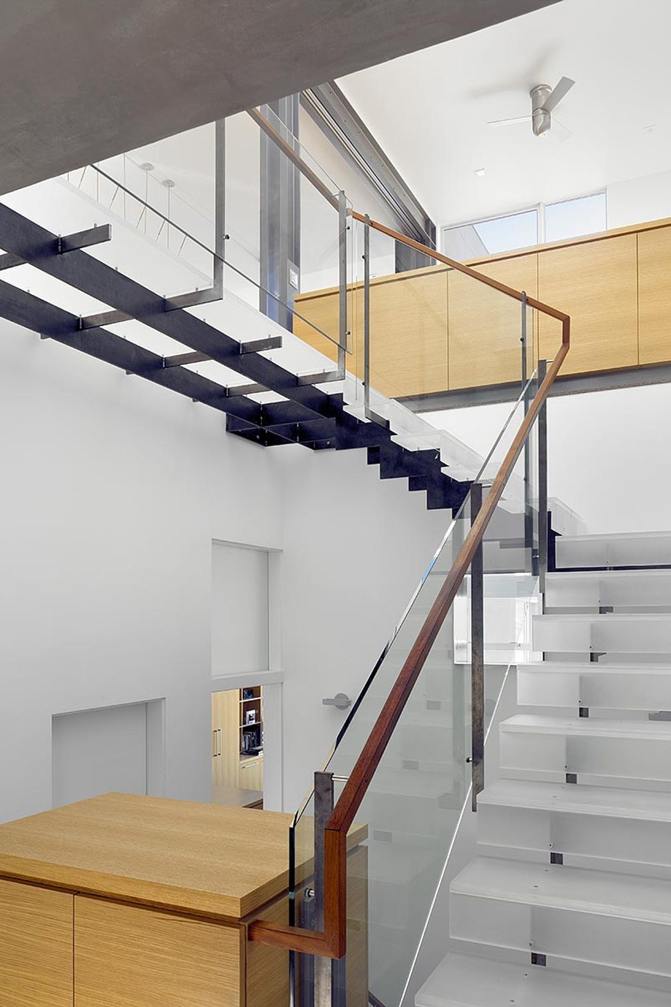 Zack-de-VitoModern-Architecture-Construction-Design-BuildLaidley-Street-House-San-Francisco-Custom-HomeStair-Angel-UpDamonte-019.jpg