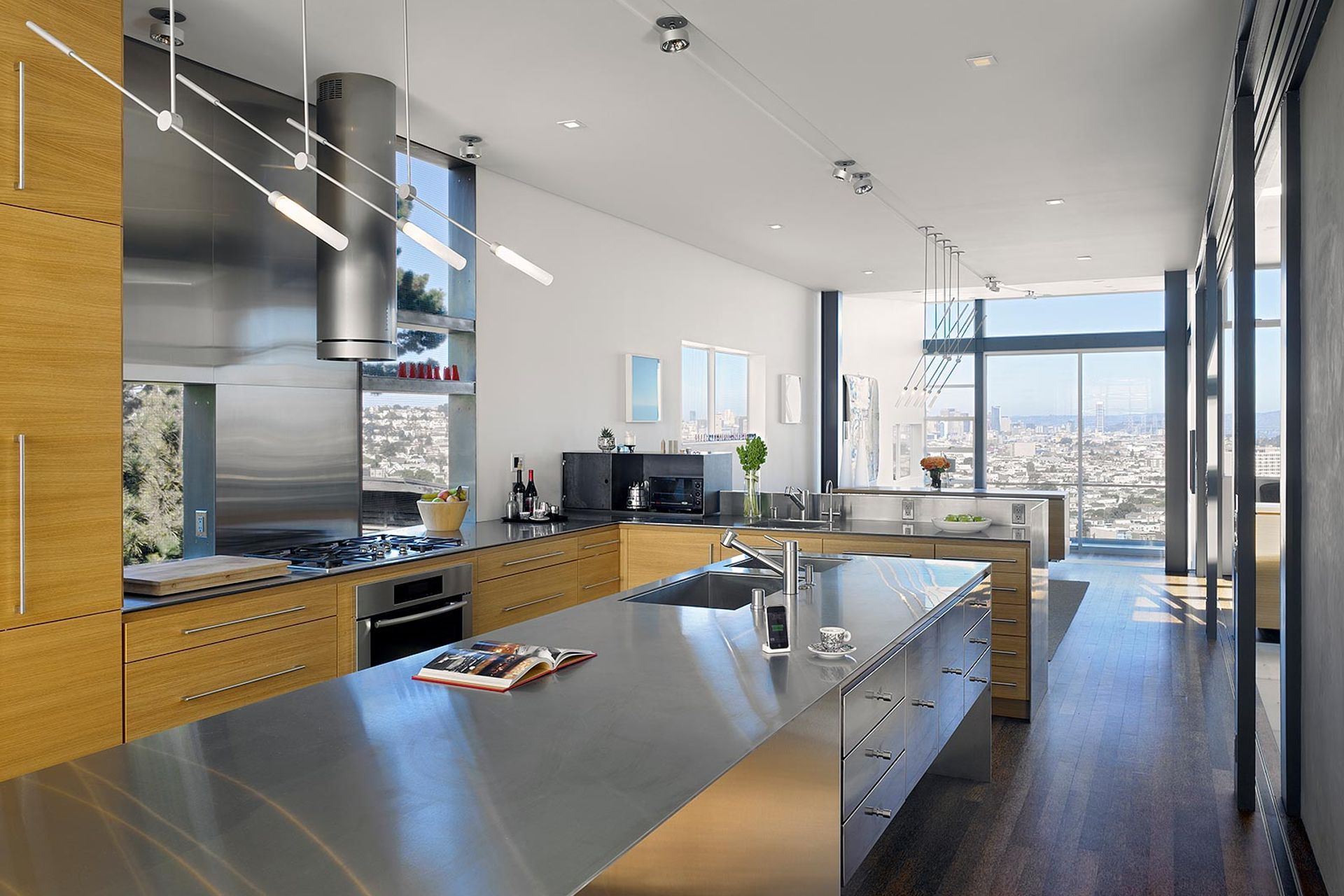 Zack-de-VitoModern-Architecture-Construction-Design-BuildLaidley-Street-House-San-Francisco-Custom-Homekitchen-Long-IslandDamonte-011.jpg