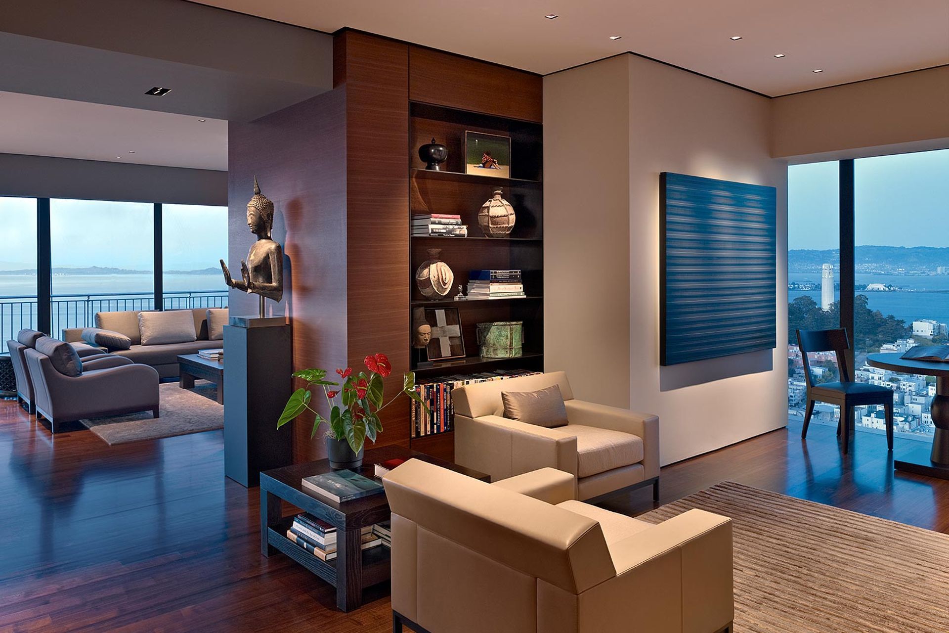 Zack-de-VitoModern-Architecture-Construction-Design-BuildRussian-Hill-High-RiseSan-FranciscoCustom-HomeGuest-BedroomDamonte-001.jpg