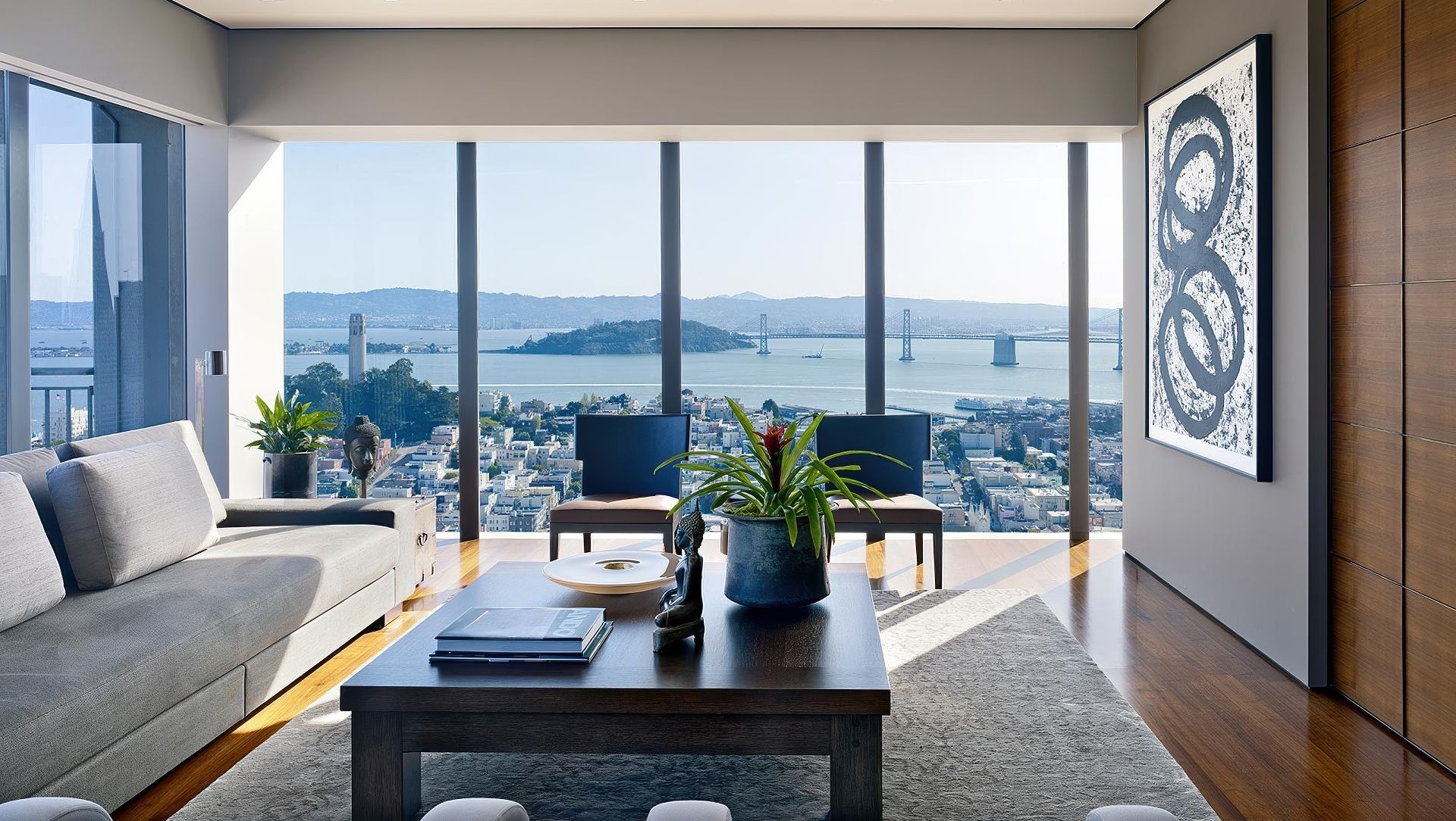 Russian Hill Pied-à-Terre banner