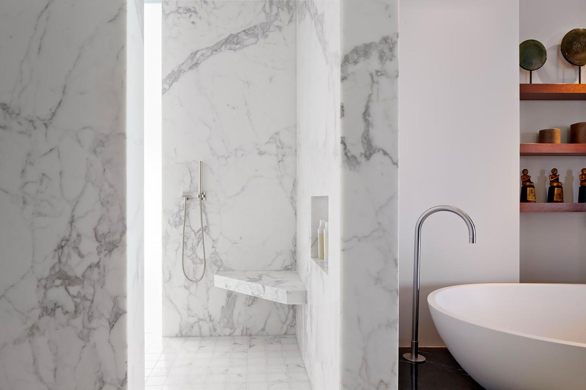 Zack-de-VitoModern-Architecture-Construction-Design-BuildRussian-Hill-High-RiseSan-FranciscoCustom-HomeMaster-Bathroom-Shower-DetailDamonte-016.jpg