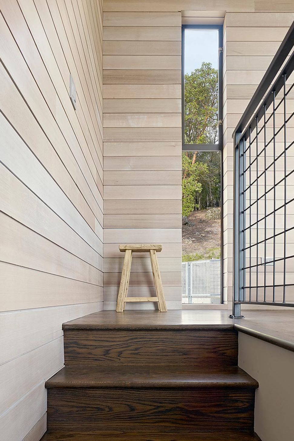 Zack-de-VitoModern-Architecture-Construction-DesignBuildLK-HouseCalistogaCustom-HomeGuest-House-Stair-DetailDamonte-020.jpg