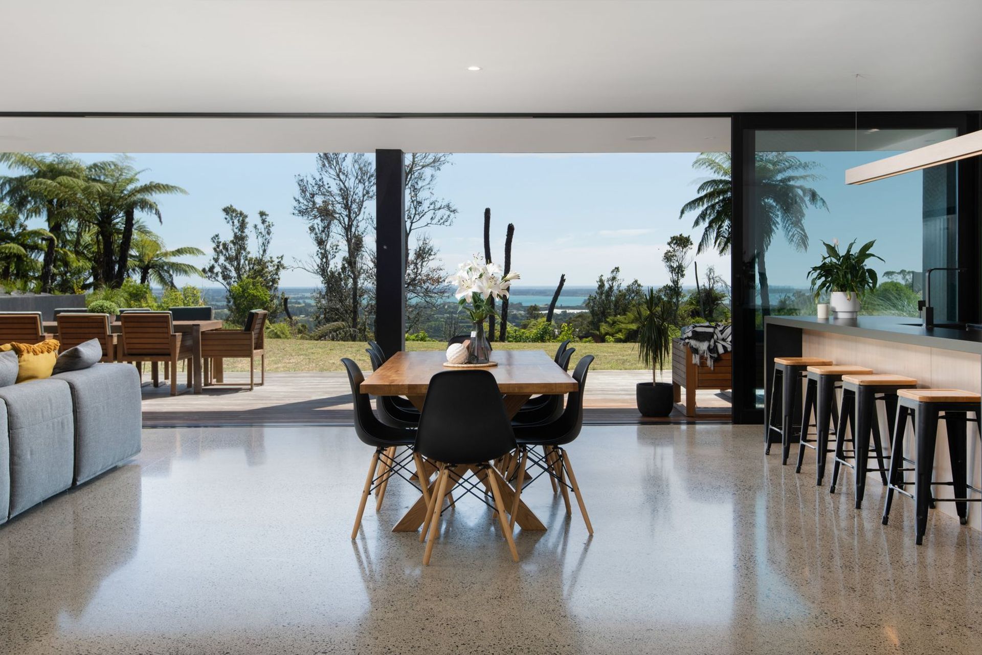 Larman Home