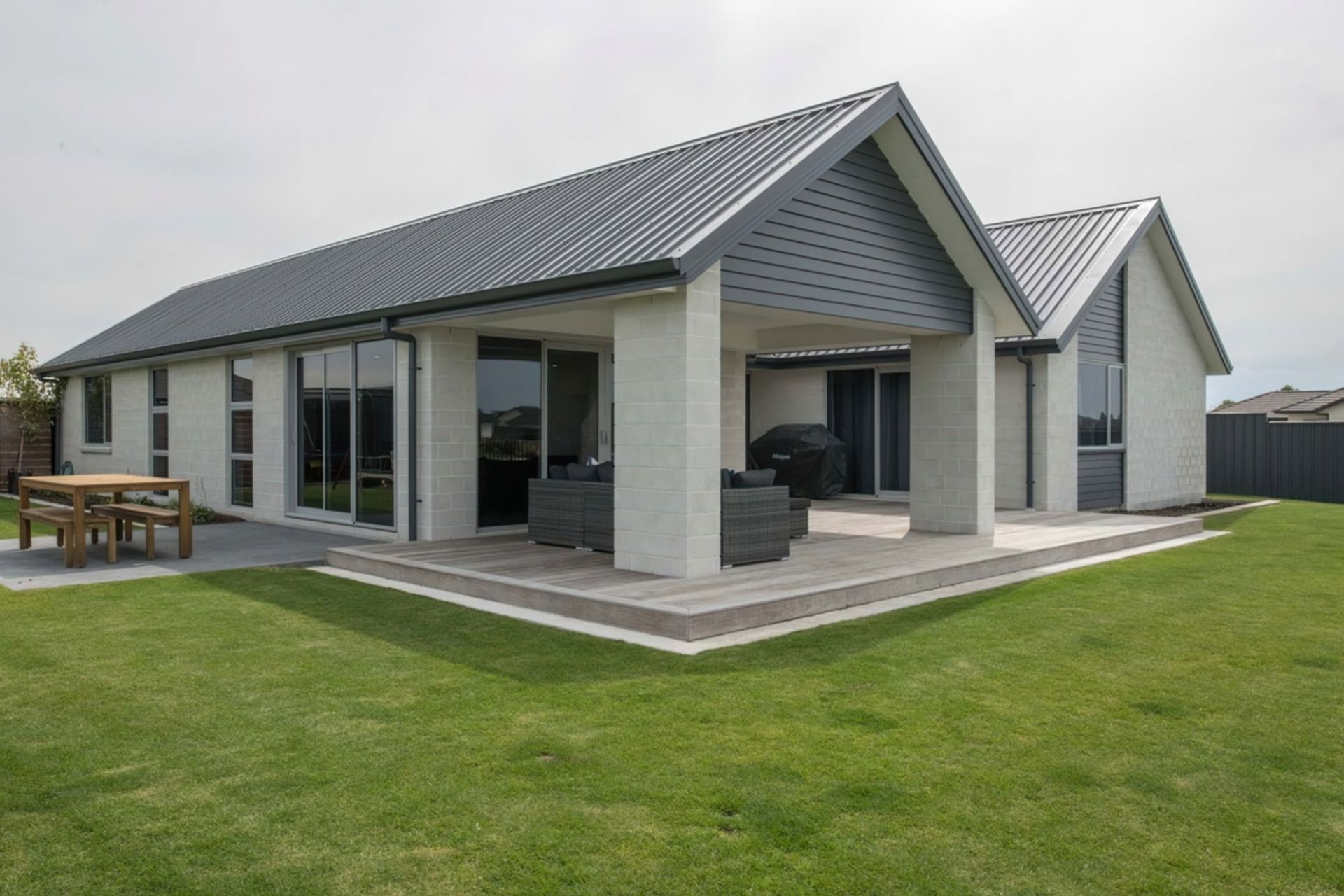 buildmeBonnington-House-13-gigapixel-standard-height-927px.jpg