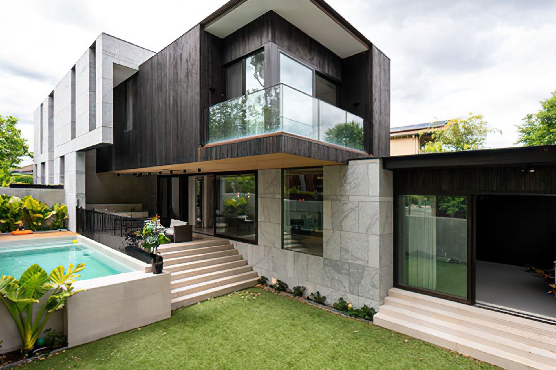 buildmef1a06fcab7a172a22e42e397ad73fca62c4bcbmv2-gigapixel-standard-height-928px.jpg