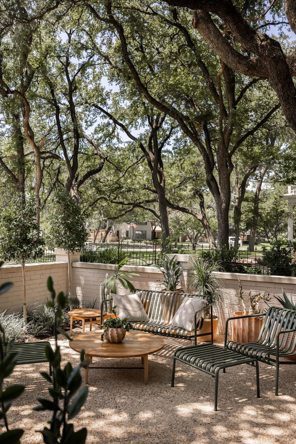 imgi147Allison2BBurke2BInterior2BDesignAustin-Westlake-Luxury-Interior-Design-ResidentialShadeDeggesPhotoPemberton25.jpg