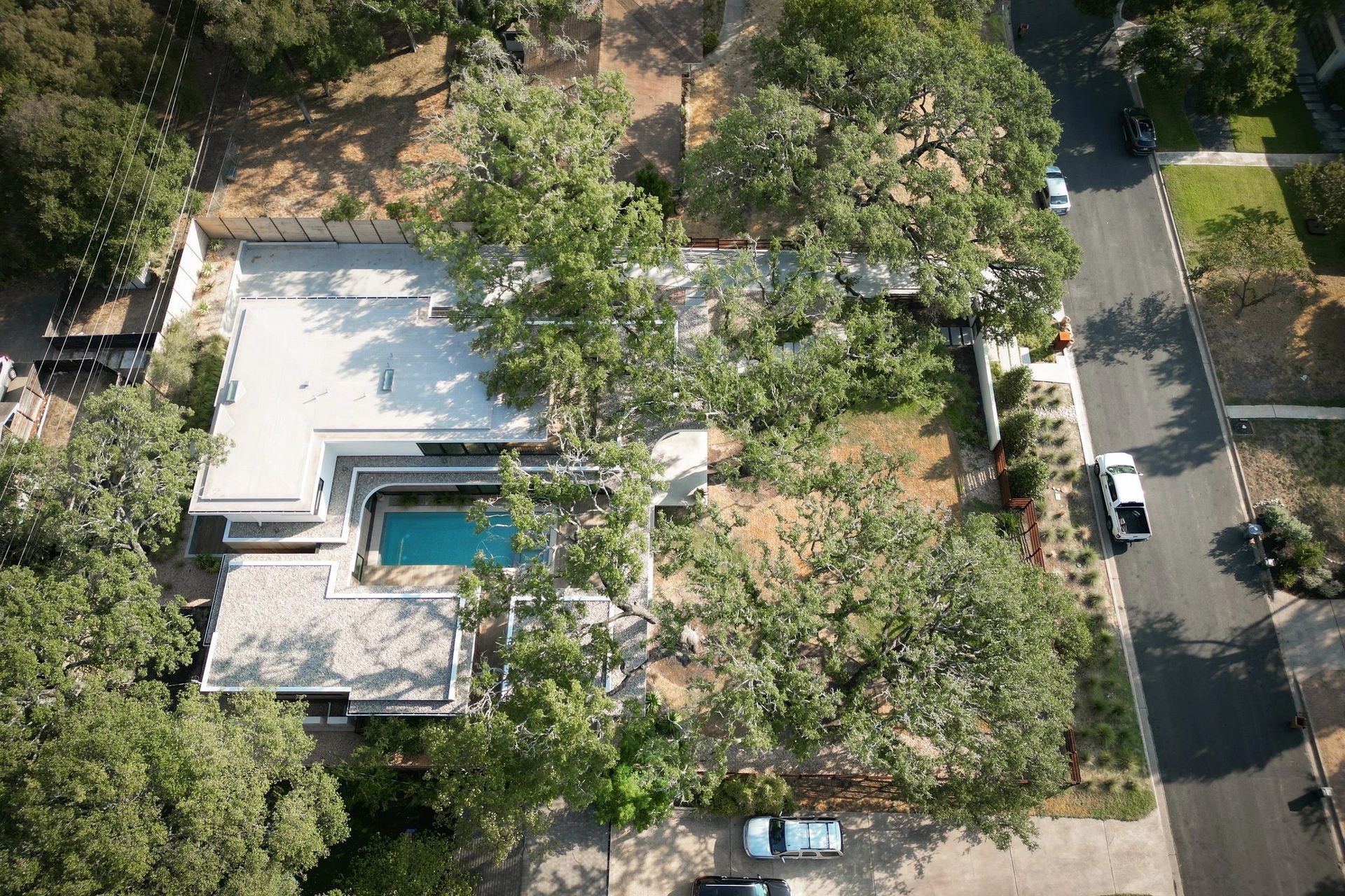 imgi55LiveOaksResidence-AerialView.jpg