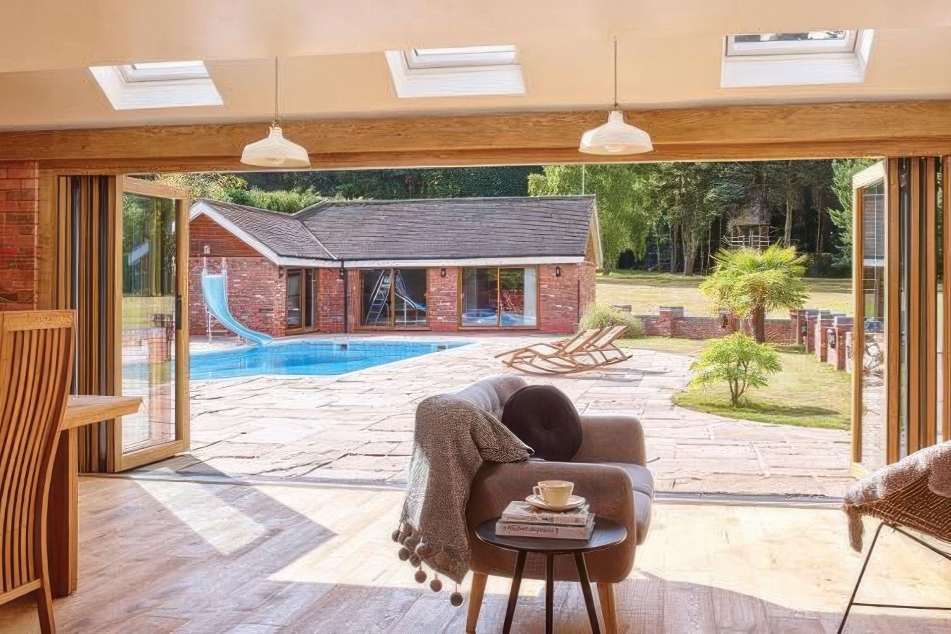 teaser-centor-casestudy-205-integrated-folding-door-creating-a-country-feel-with-contemporary-style-01-gigapixel-standard-v2-900h.jpeg