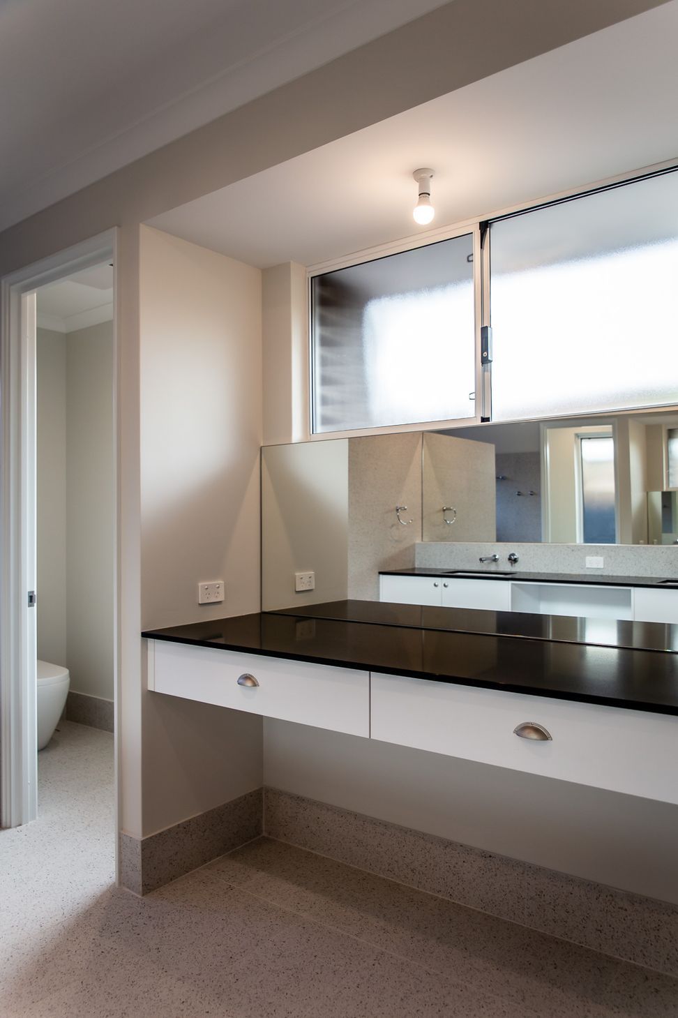 Howes Crescent, Dianella