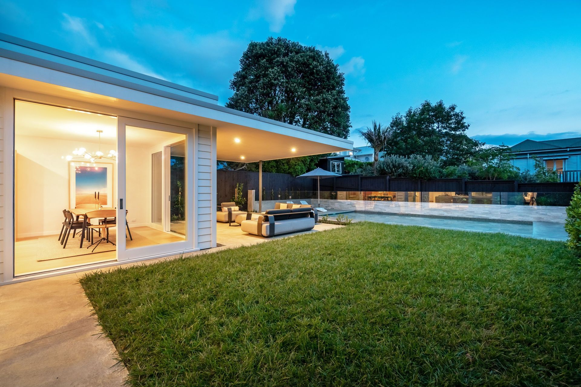  Modern Bungalow