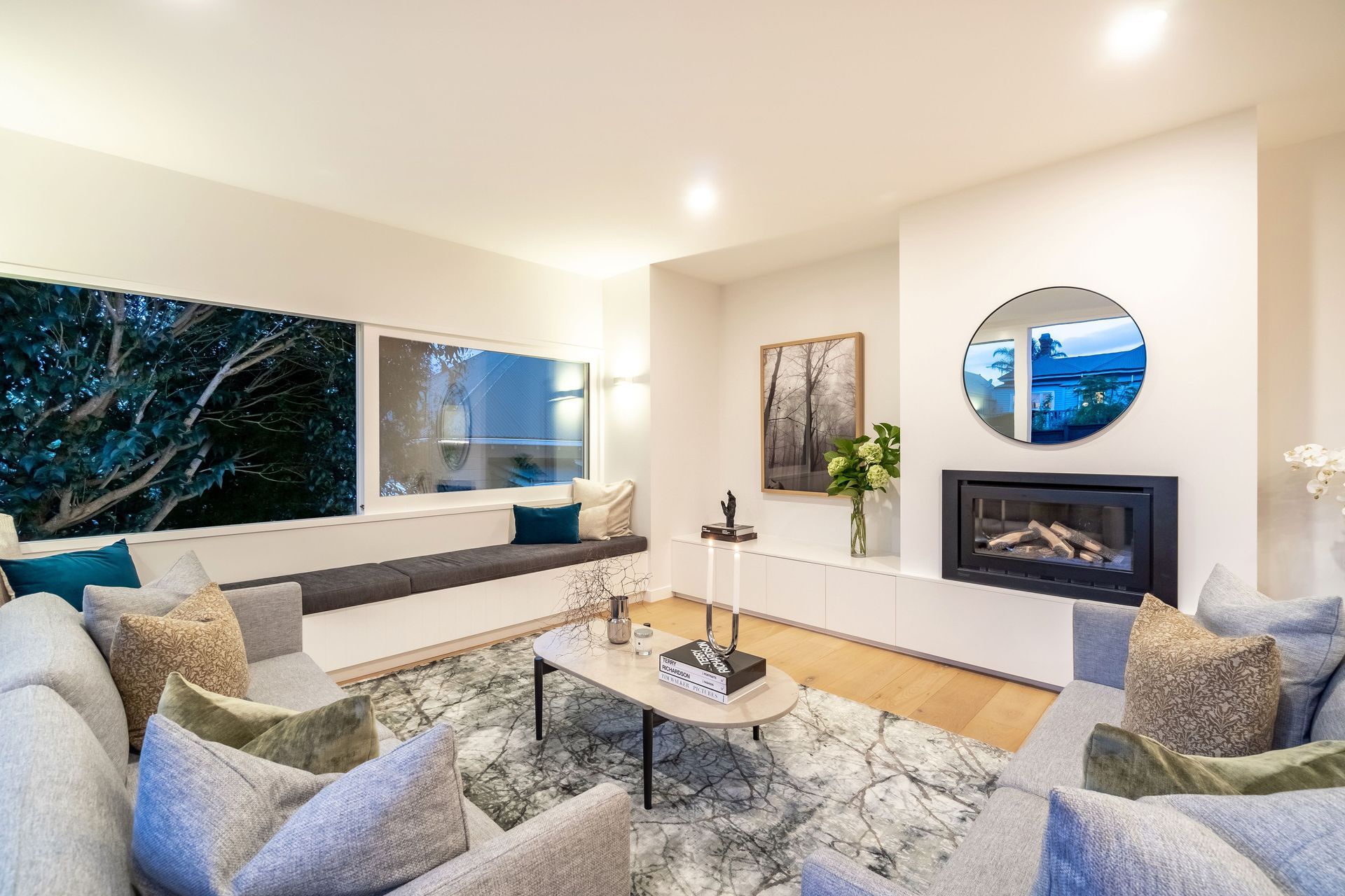  Modern Bungalow
