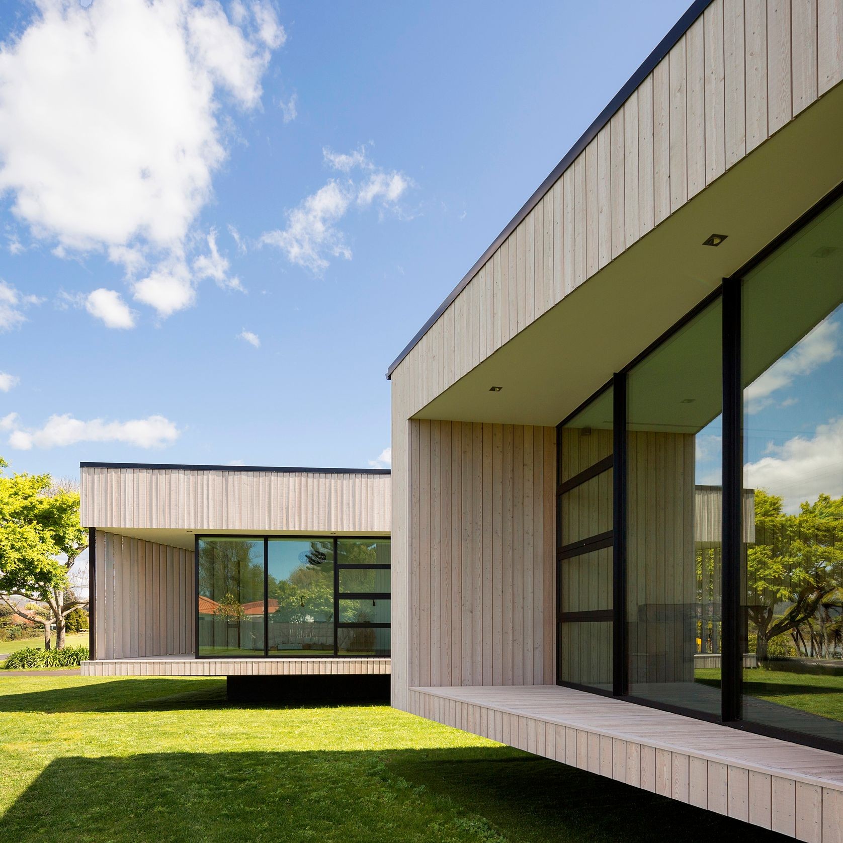 RK European Larch Cladding gallery detail image