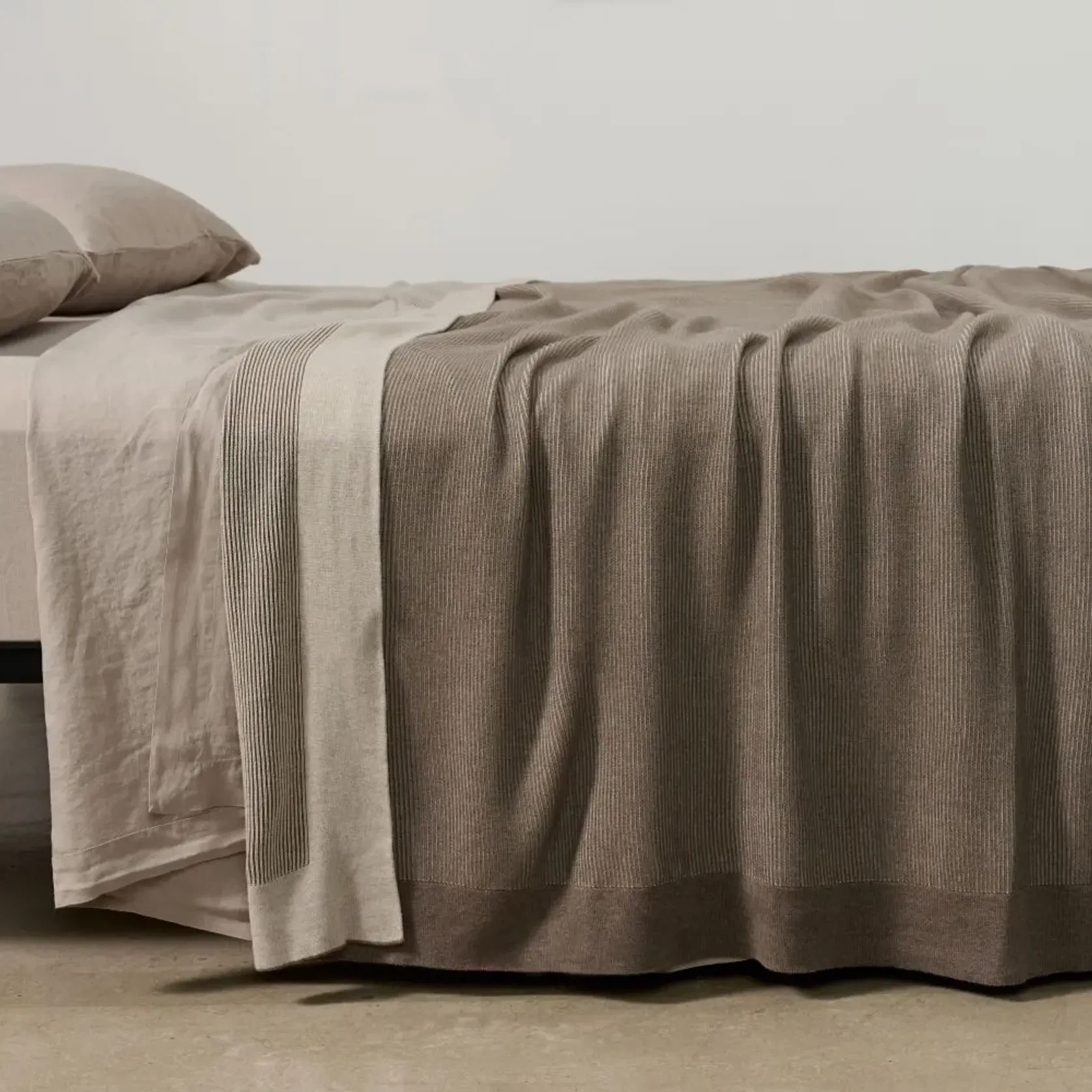 Belgian Linen Flat Sheets gallery detail image