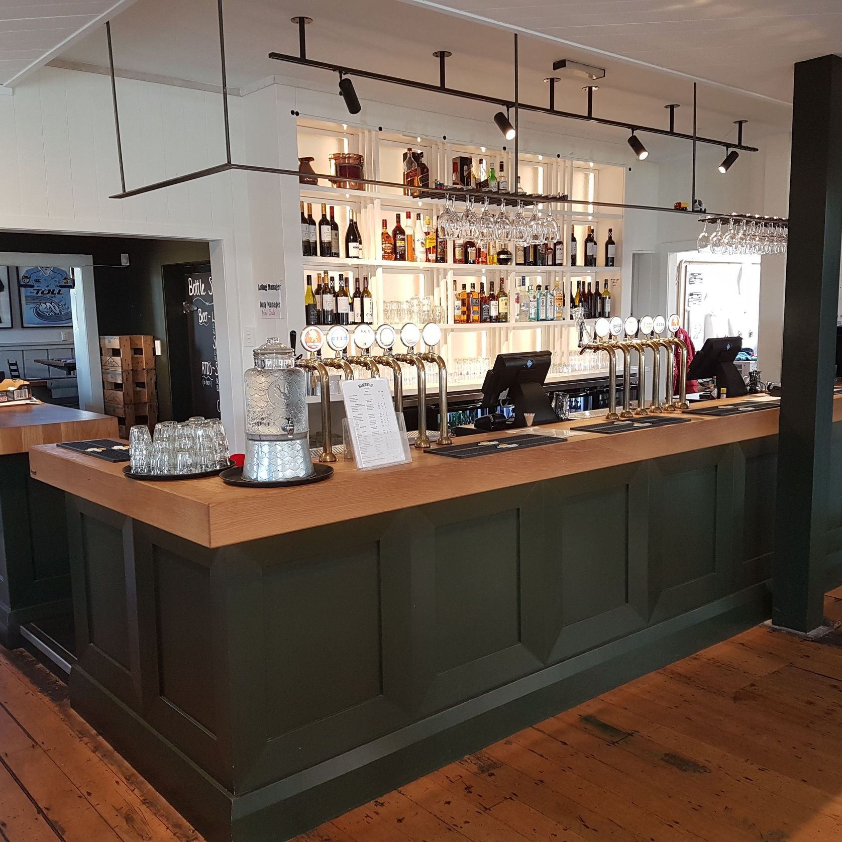 Bar & Cafe Tops gallery detail image