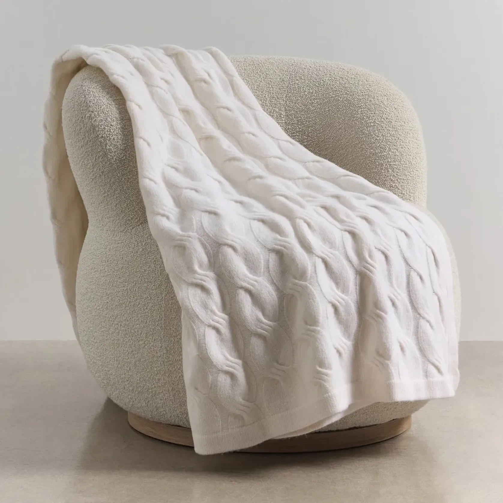 Chunky Cable Italian Cashmere Throws gallery detail image