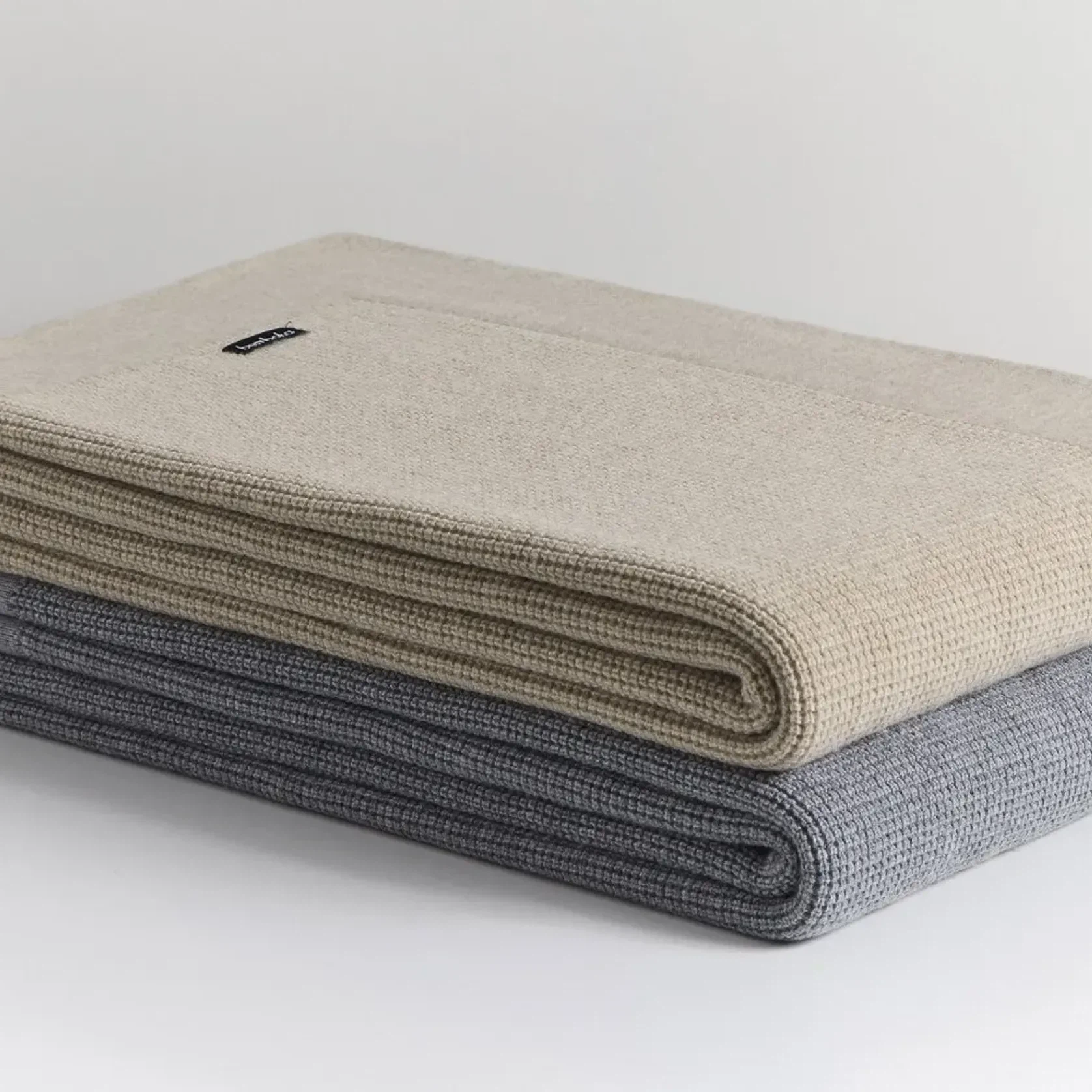 Small Box Ultrafine Merino Wool Throws gallery detail image
