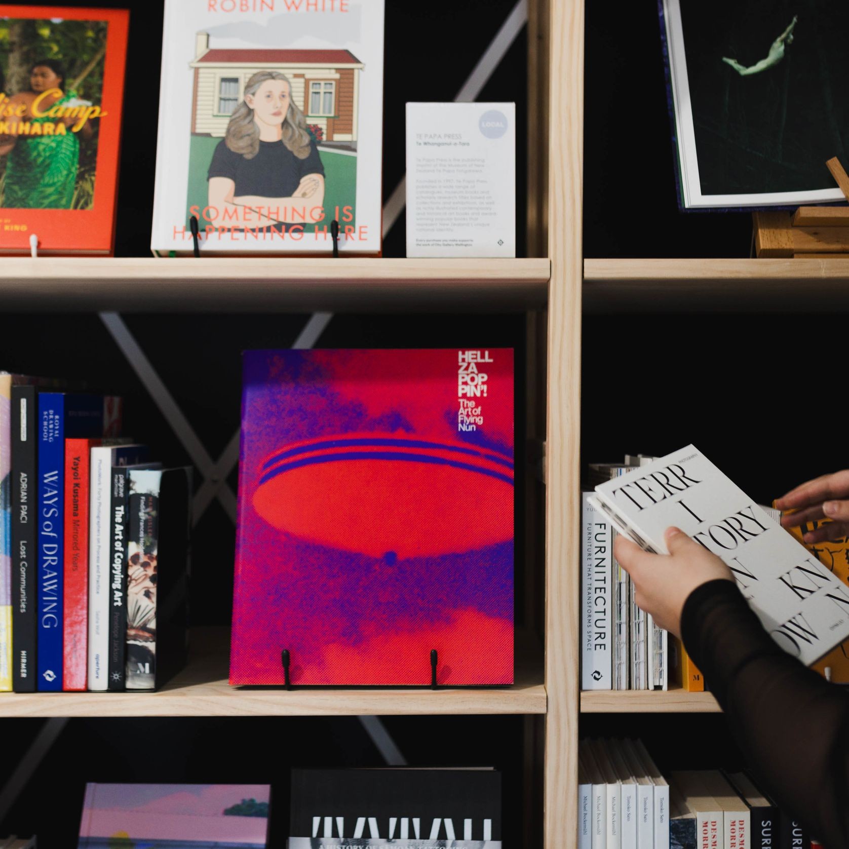 Retail Shelving gallery detail image