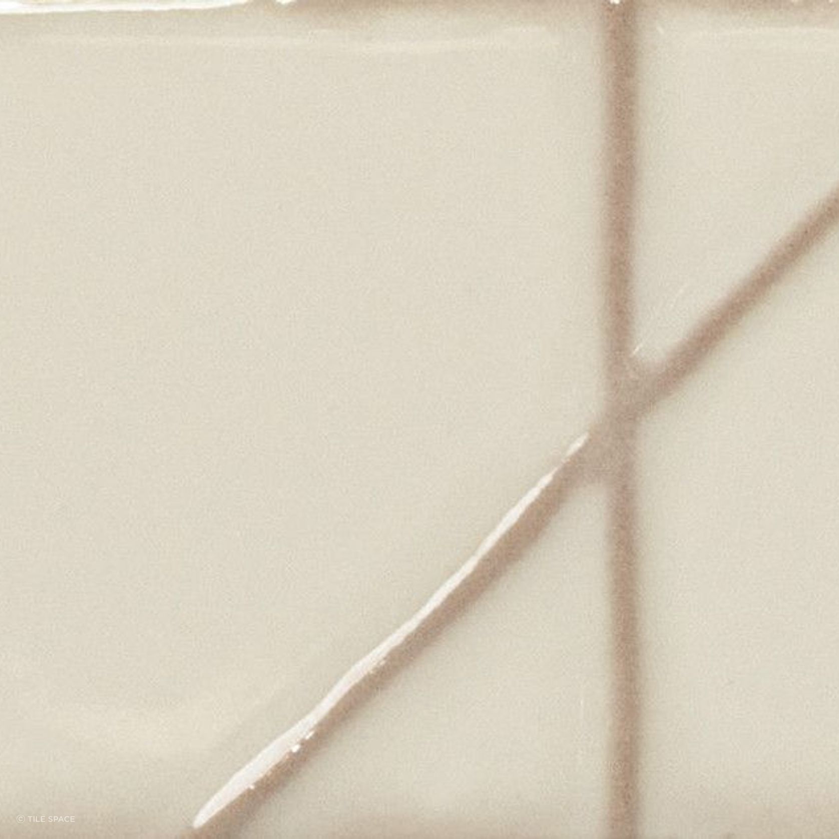 Yoko | Origami Daisy Gloss | 62x125 gallery detail image