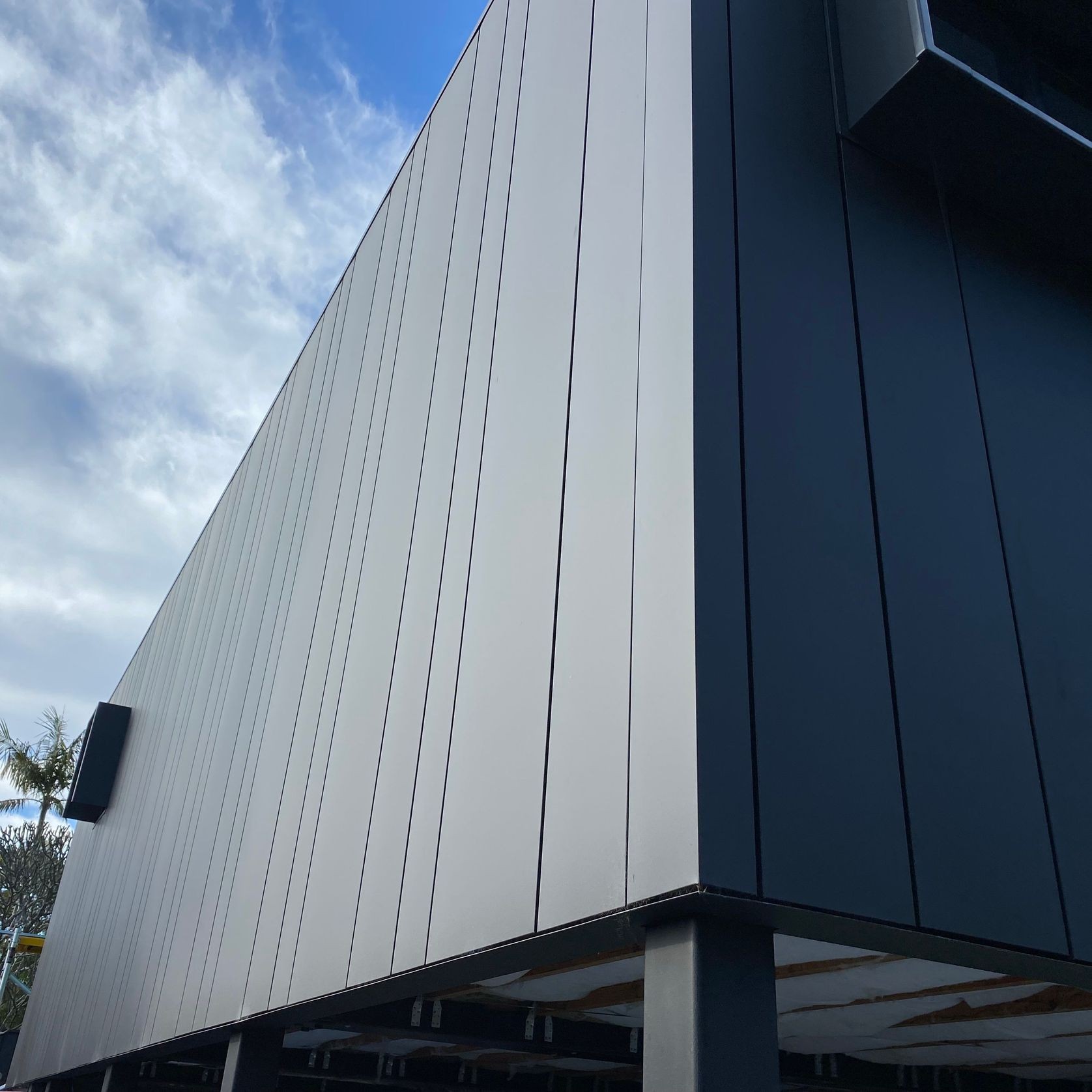 Expression™  Interlocking Panels gallery detail image
