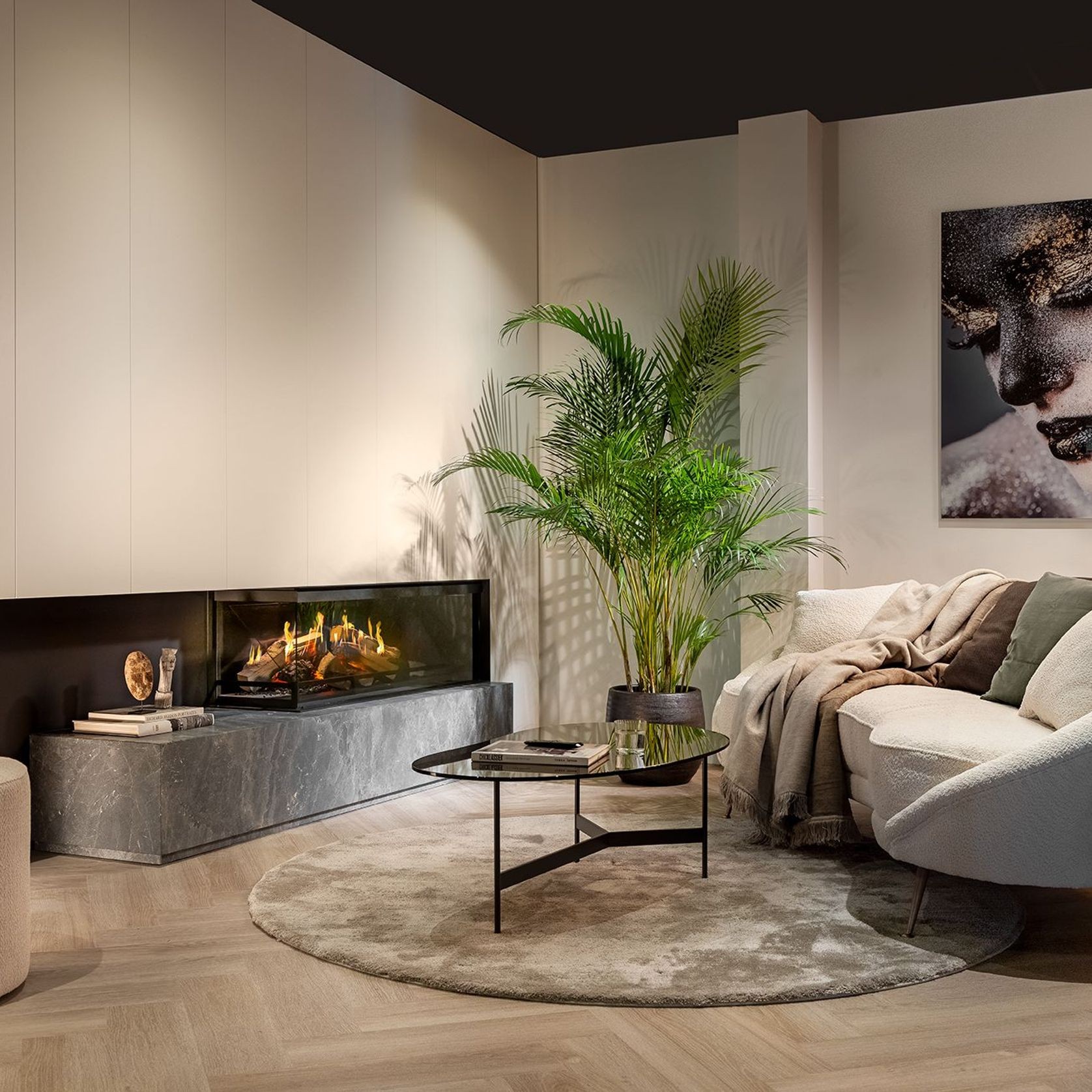 E-One 130 Corner Right - Electric Fireplace gallery detail image