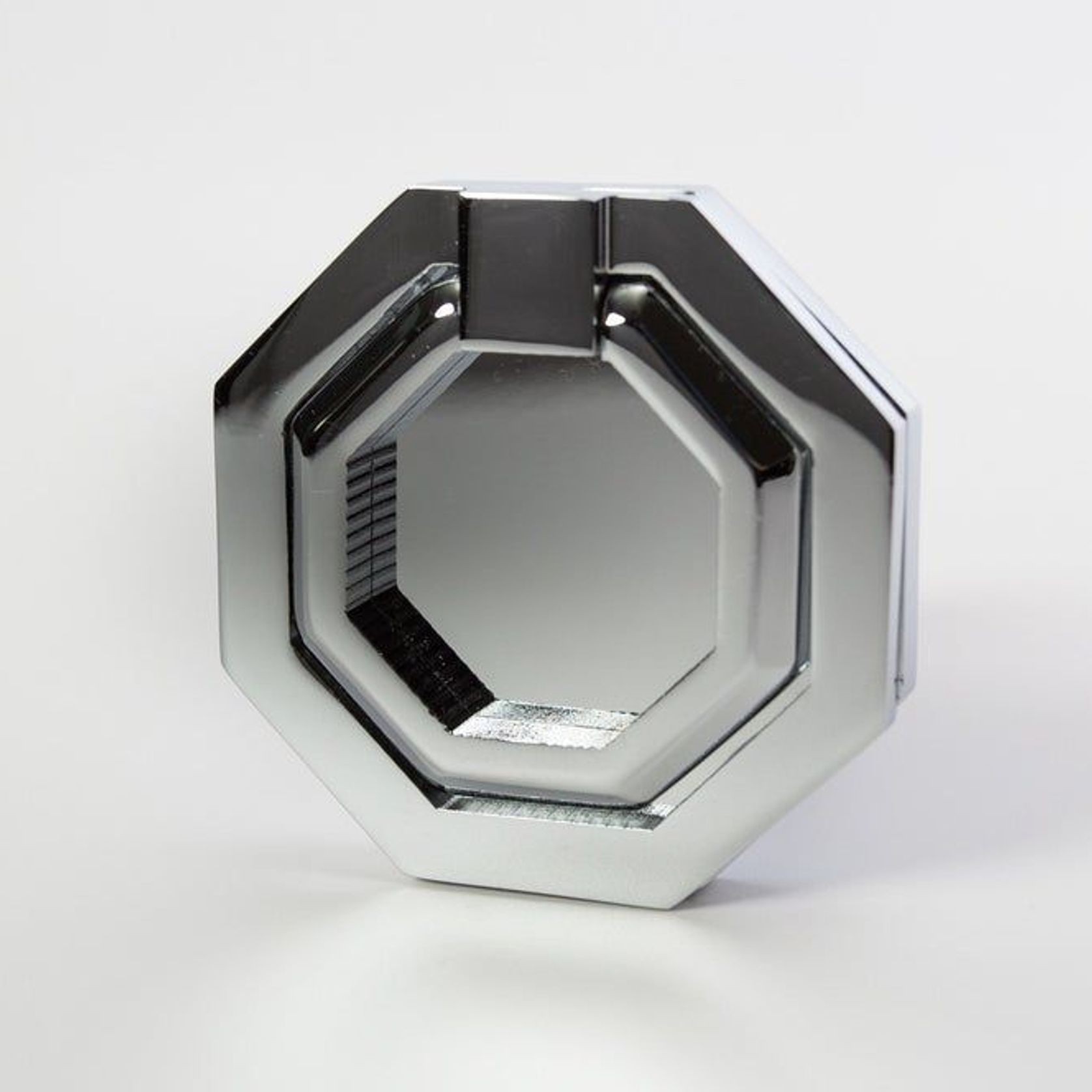 Facet 03 gallery detail image