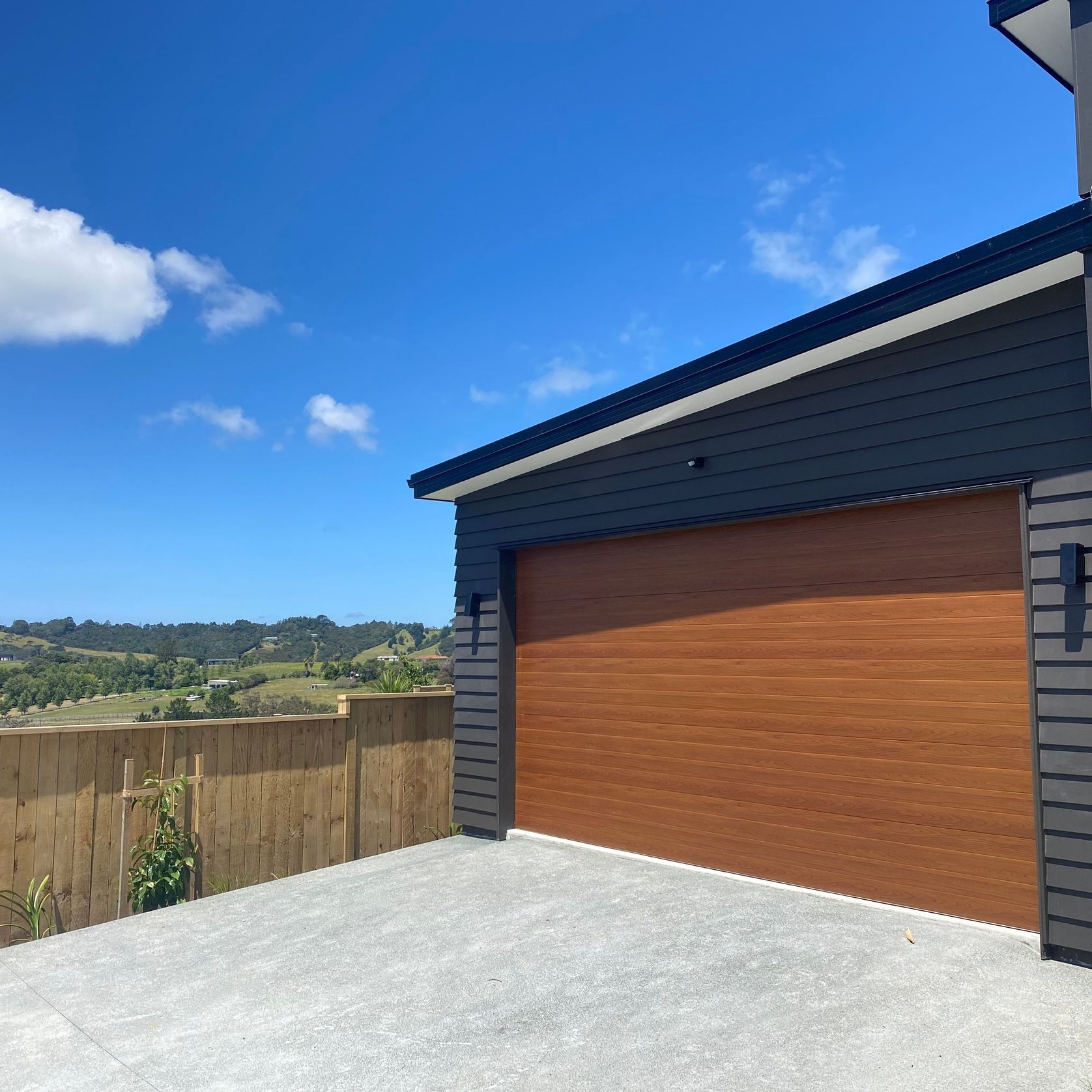 Timbertec Steel Garage Door gallery detail image